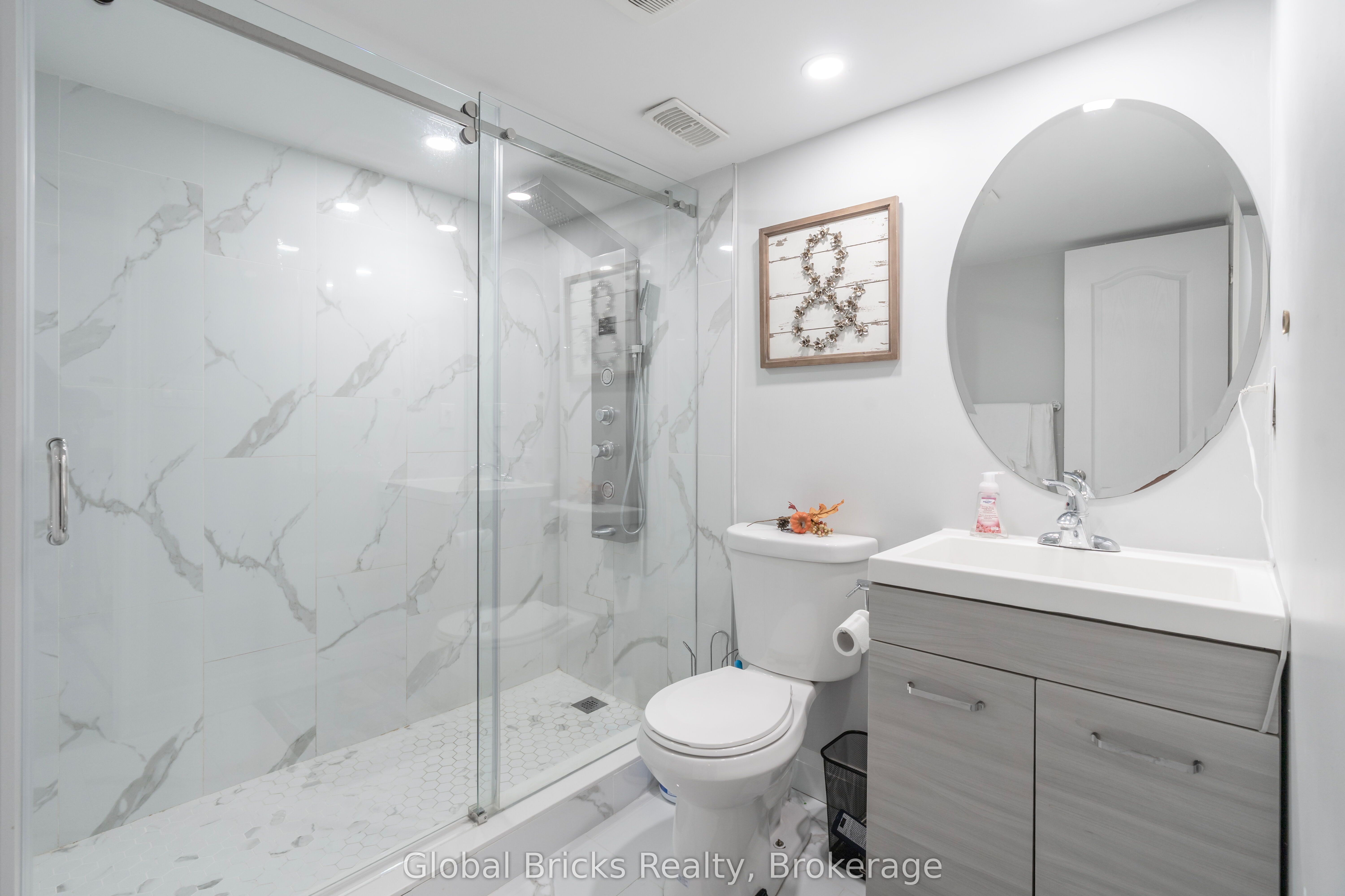 495 Blinco Terrace Property Photo 45