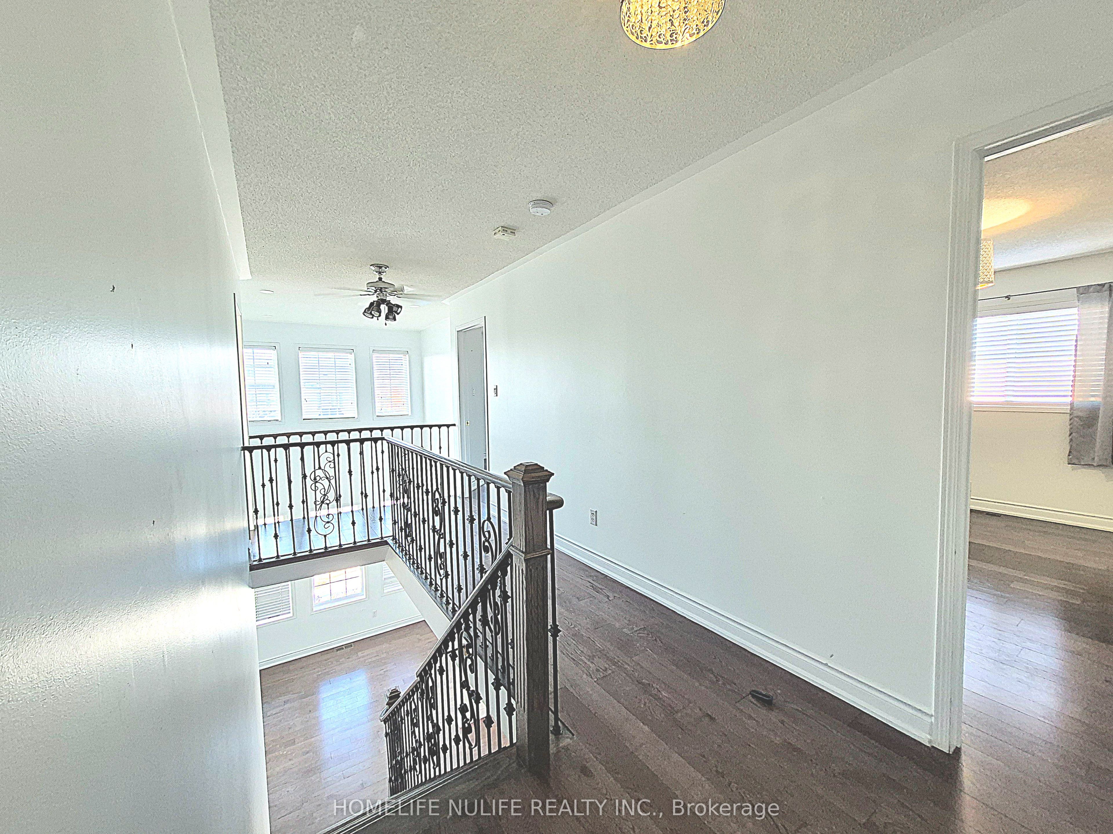 3866 Thomas Street Property Photo 6