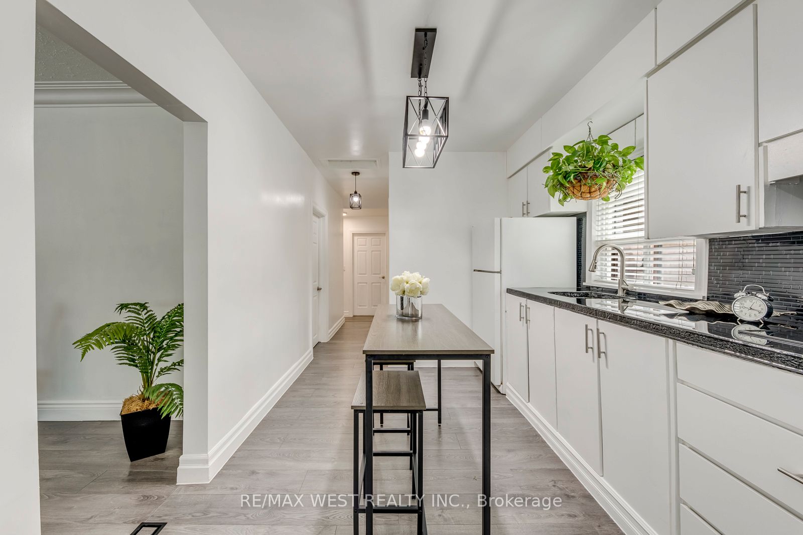 49 Montcalm Avenue Property Photo 8