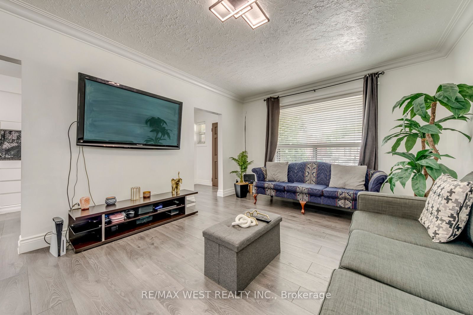49 Montcalm Avenue Property Photo 18