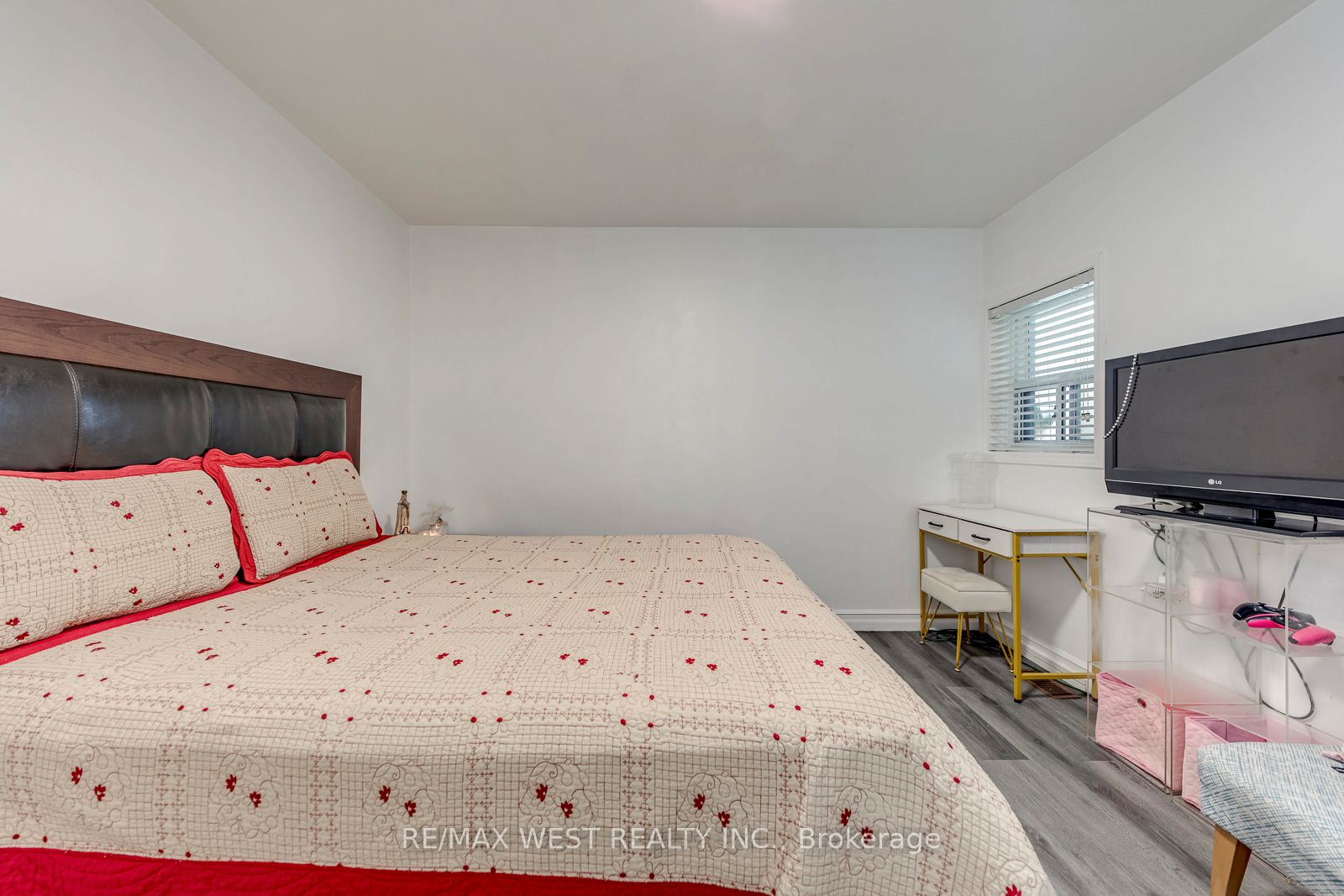 49 Montcalm Avenue Property Photo 27