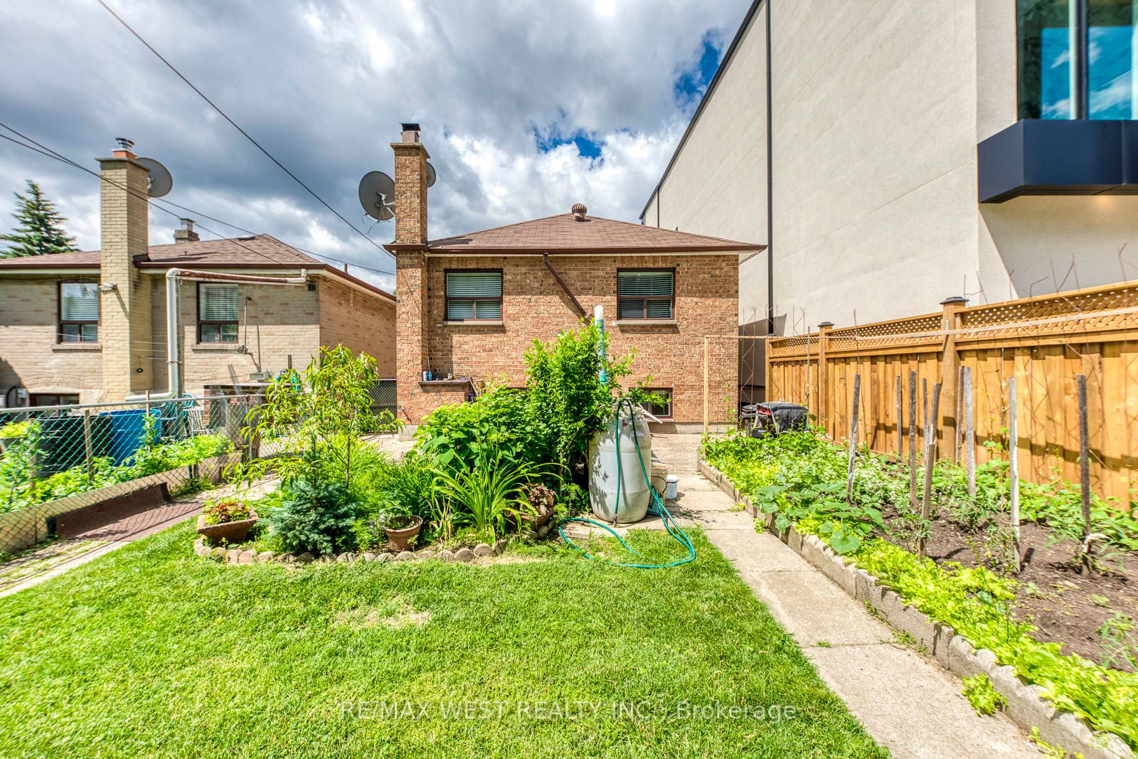 49 Montcalm Avenue Property Photo 47