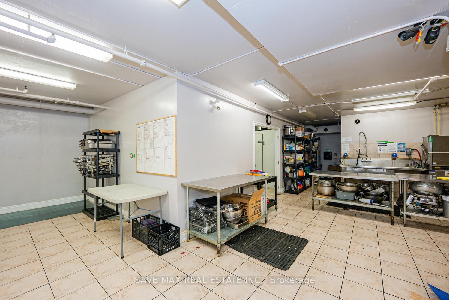 918 Dundas Street E C2-c3 Property Photo 33