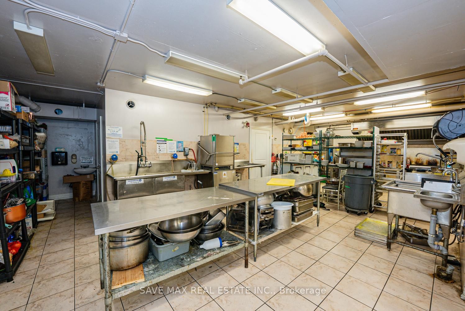 918 Dundas Street E C2-c3 Property Photo 35