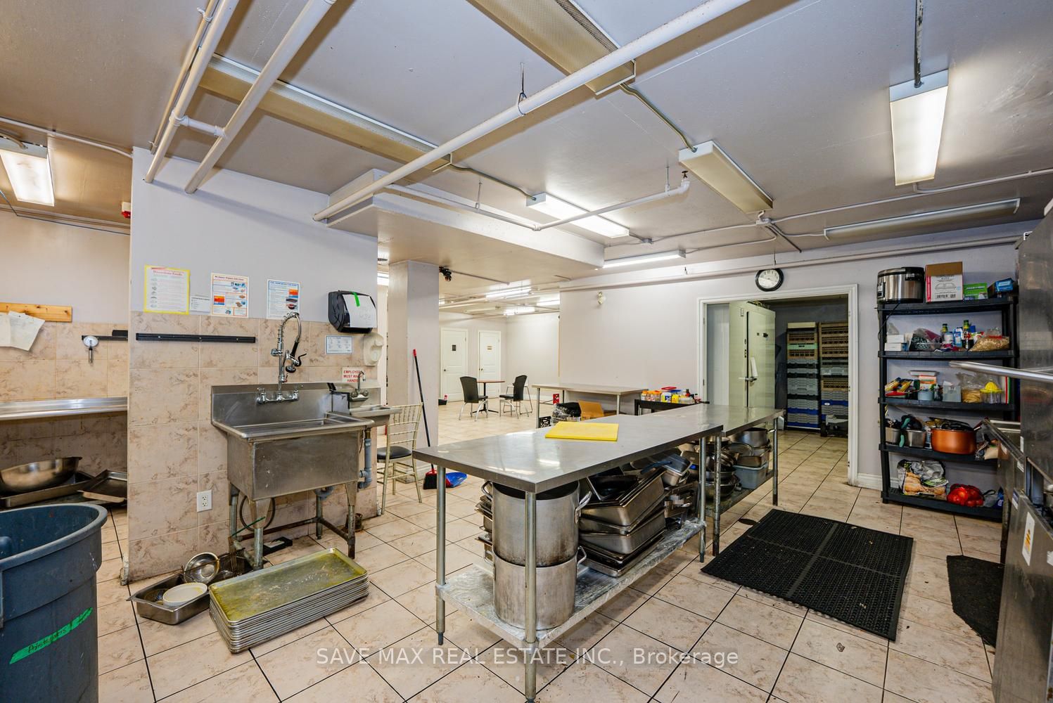 918 Dundas Street E C2-c3 Property Photo 38