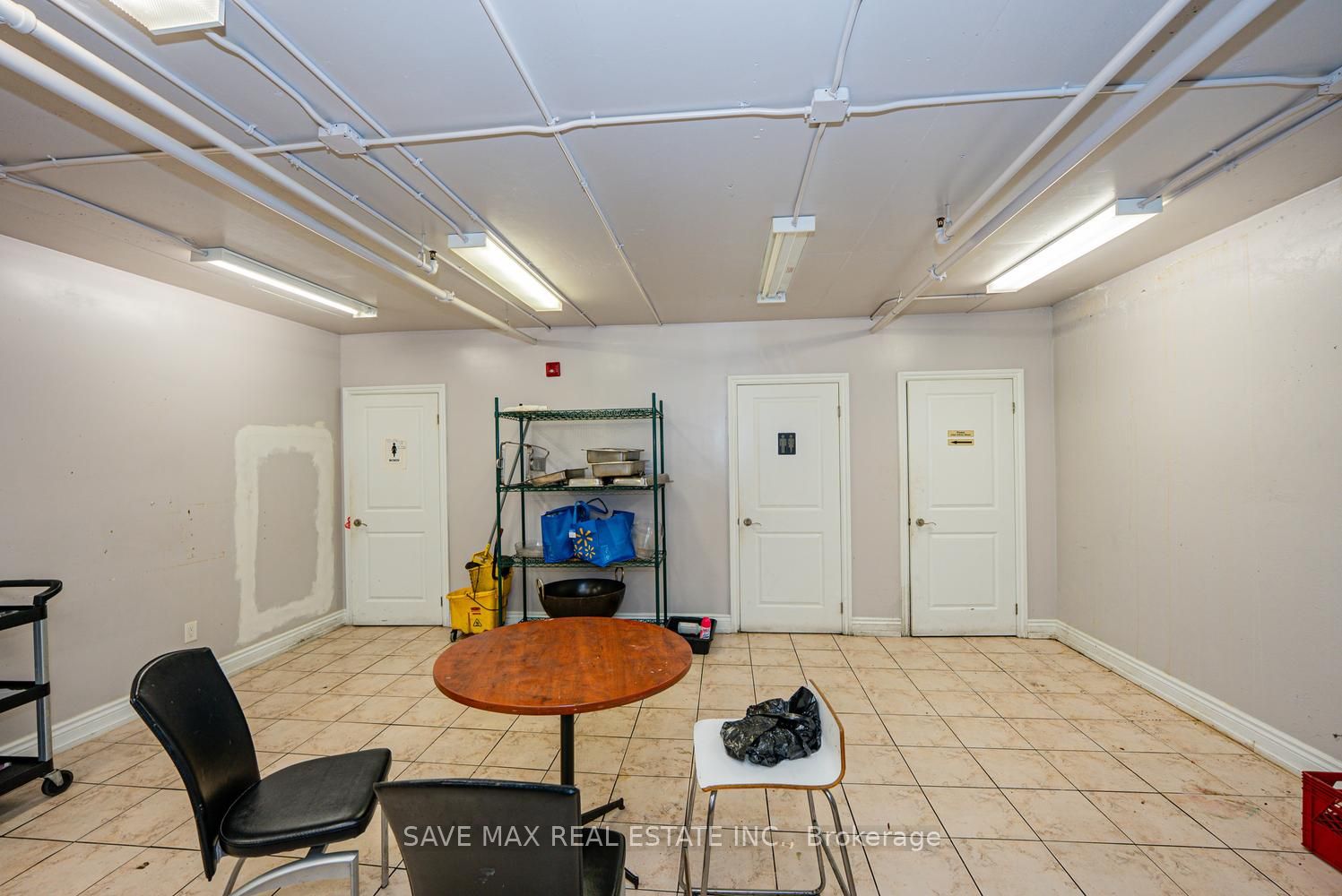 918 Dundas Street E C2-c3 Property Photo 44
