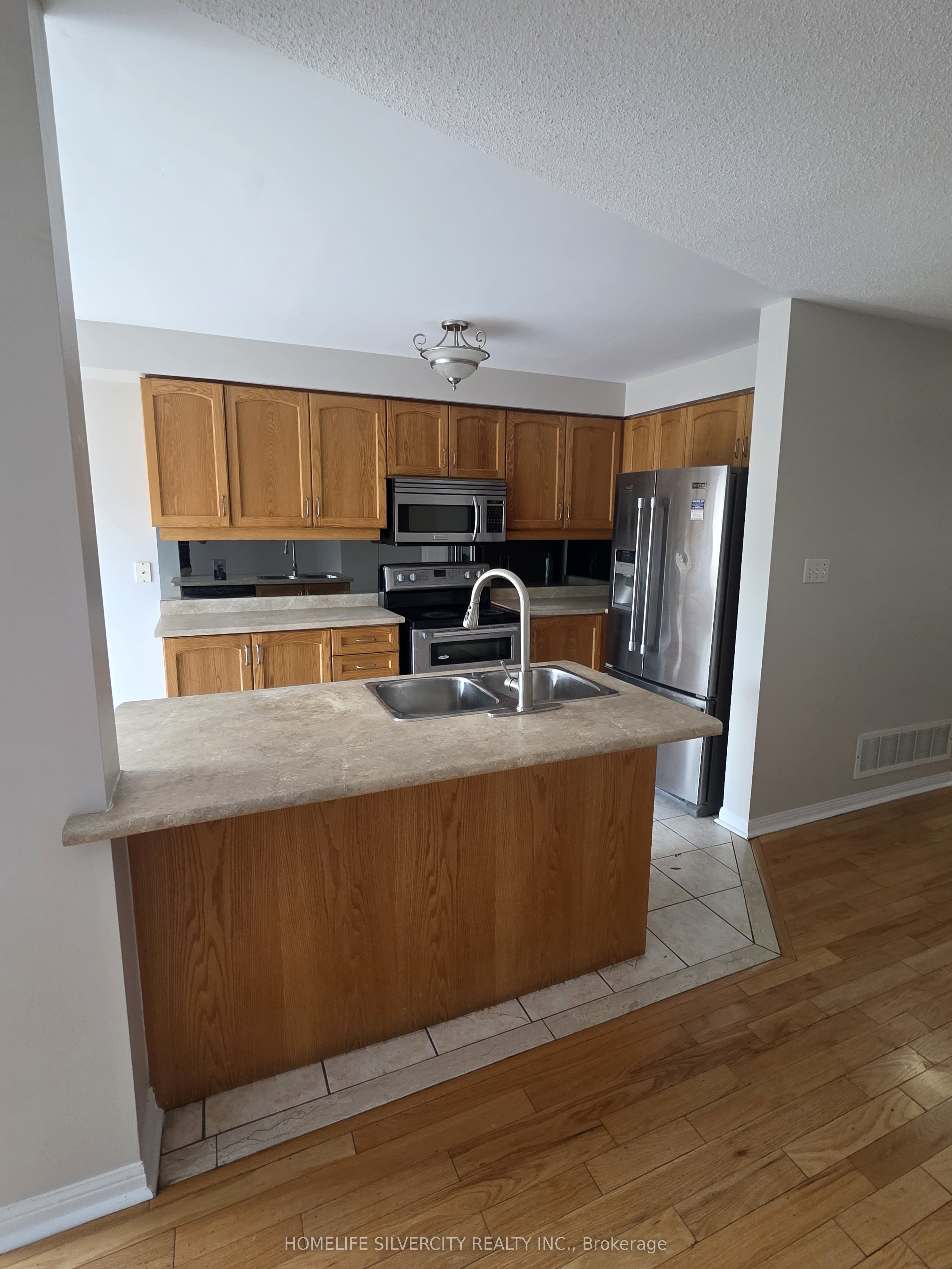 138 Tianalee Crescent Property Photo 4