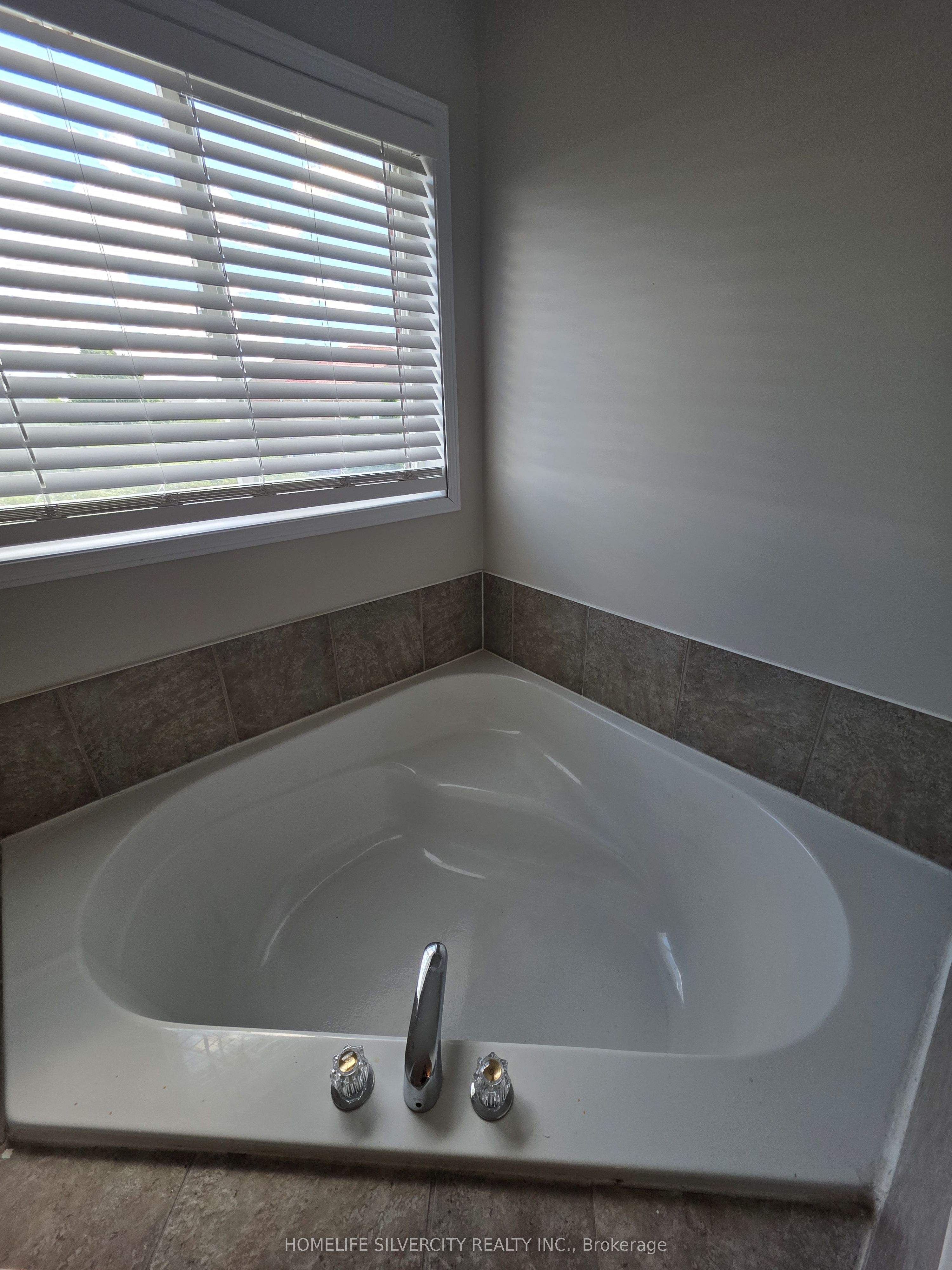 138 Tianalee Crescent Property Photo 13