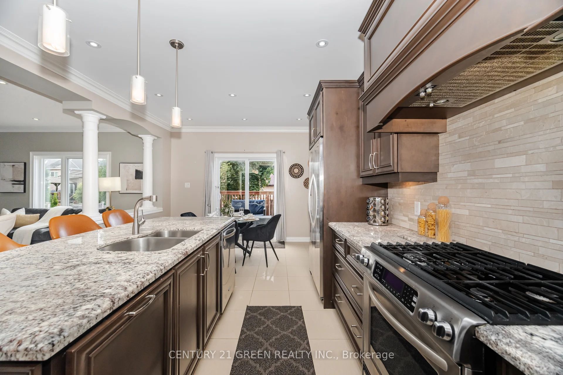 193 Royal Valley Drive Property Photo 19