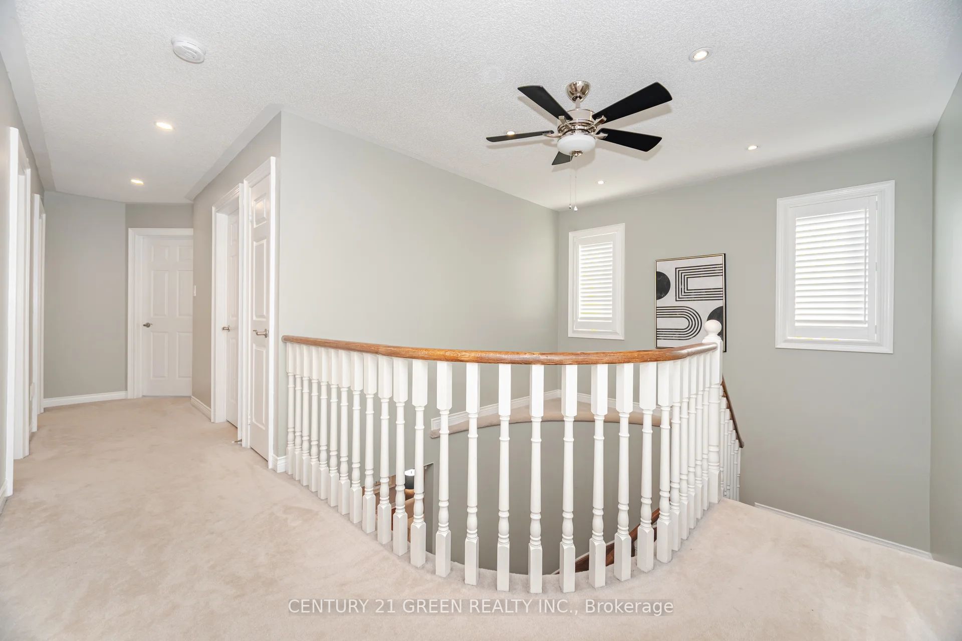 193 Royal Valley Drive Property Photo 28