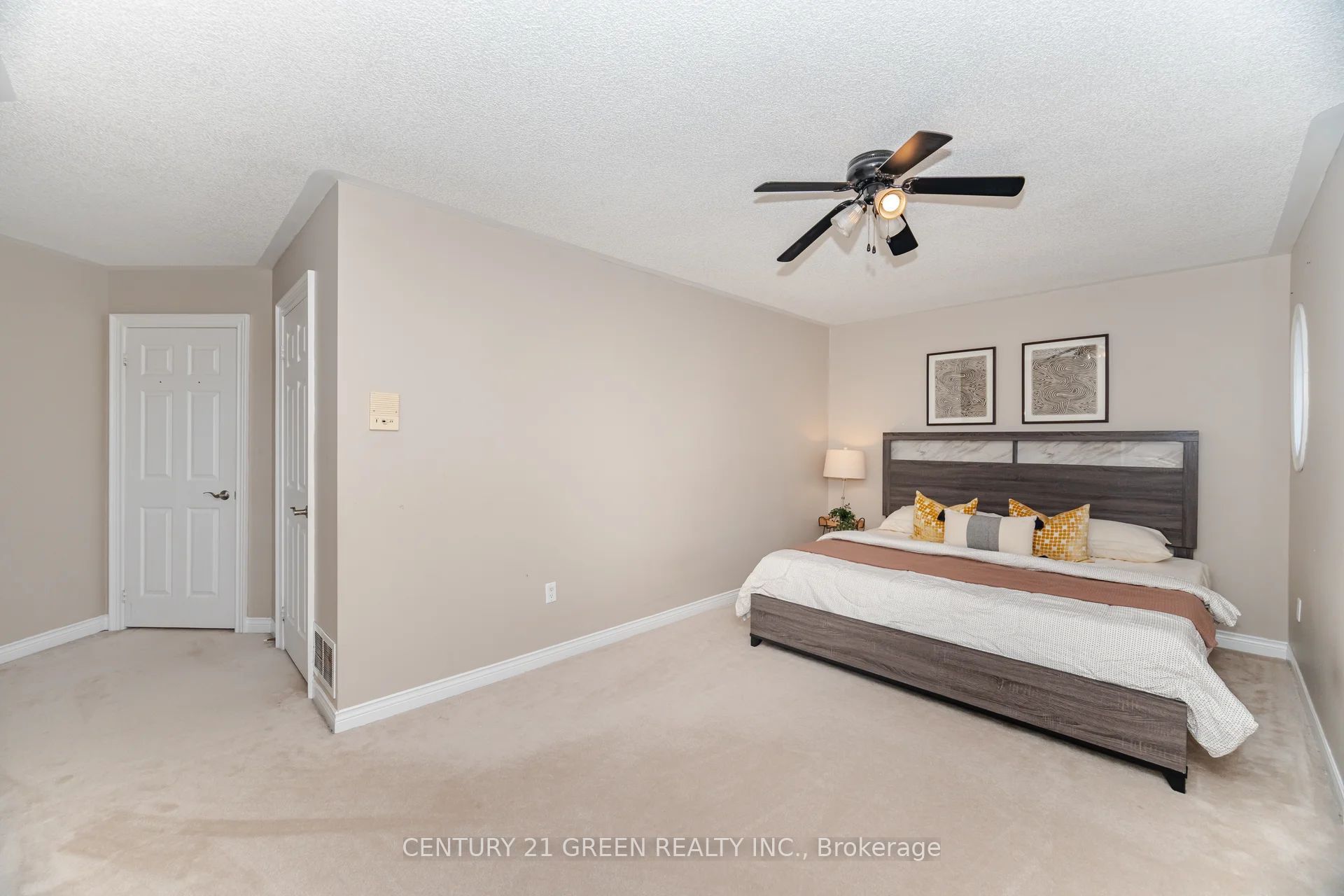 193 Royal Valley Drive Property Photo 41