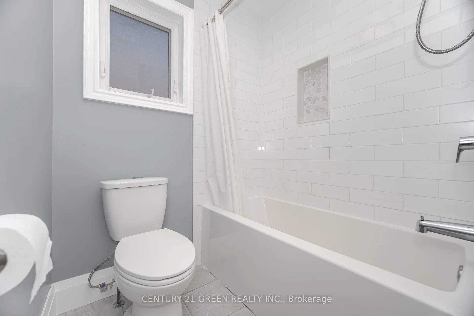 193 Royal Valley Drive Property Photo 47