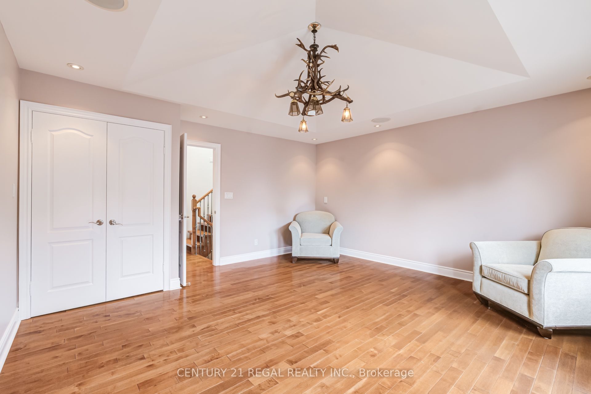 2a Twenty Eighth Street Property Photo 20
