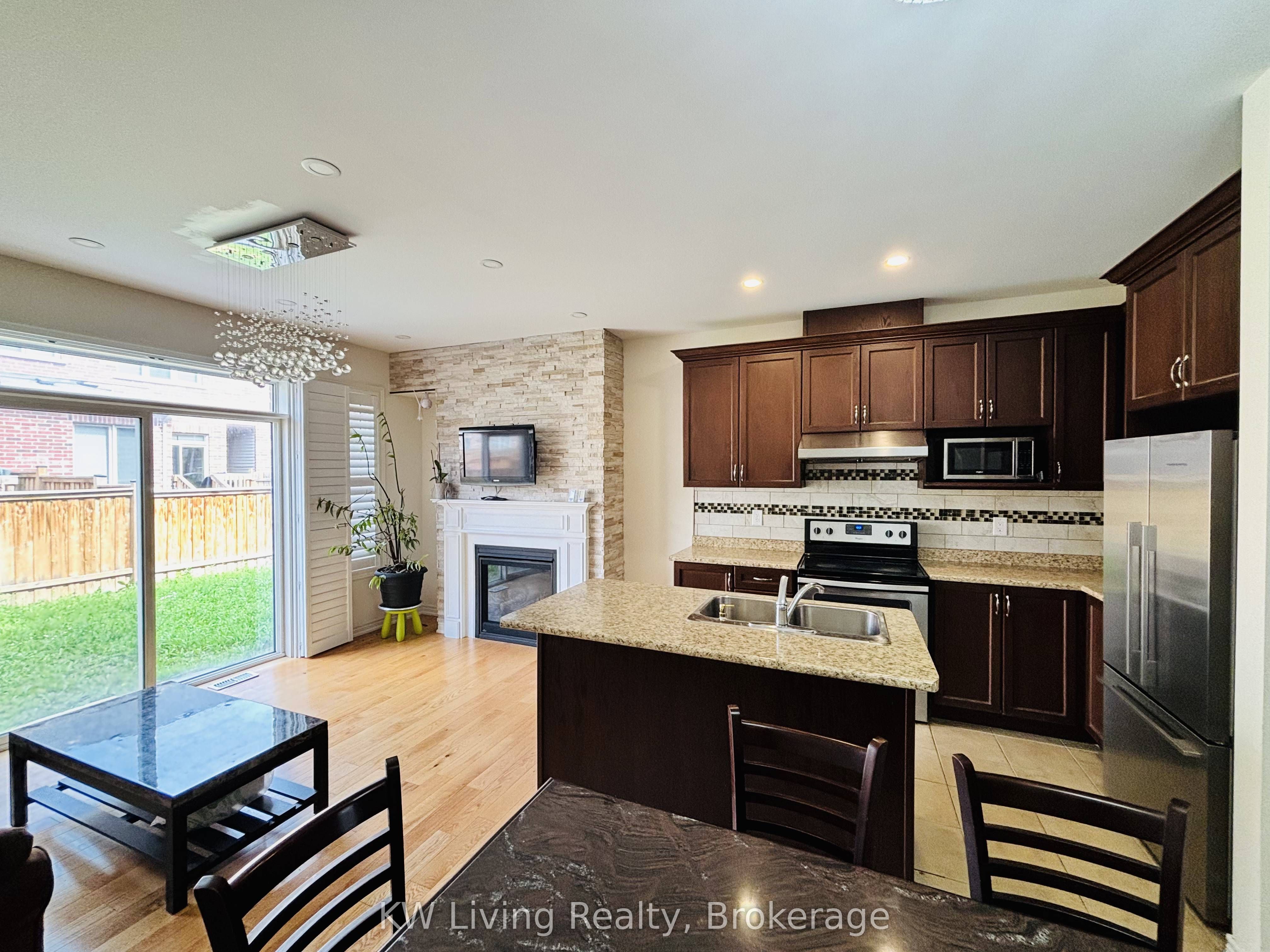 12 Rangemore Road Property Photo 5