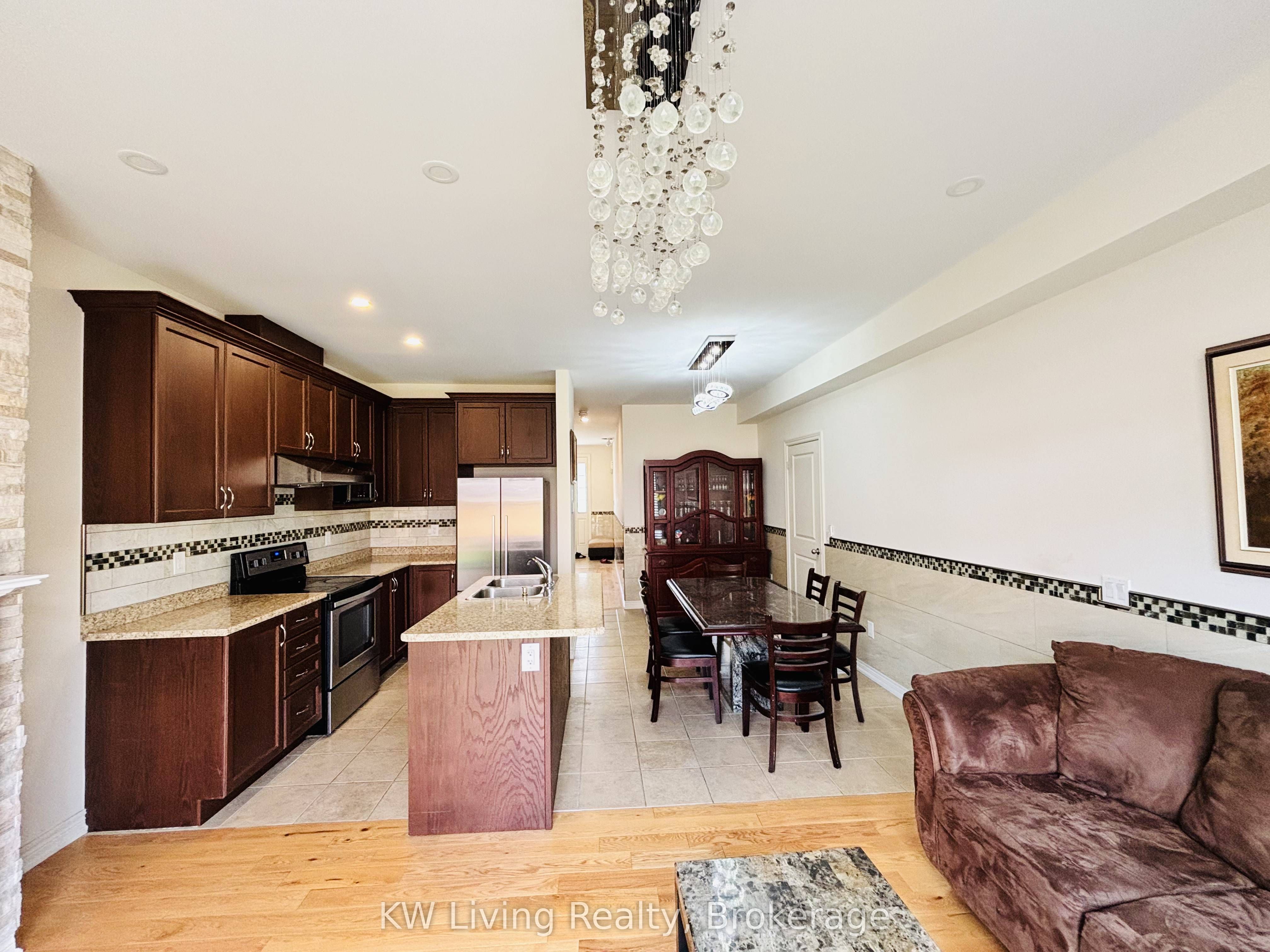 12 Rangemore Road Property Photo 10