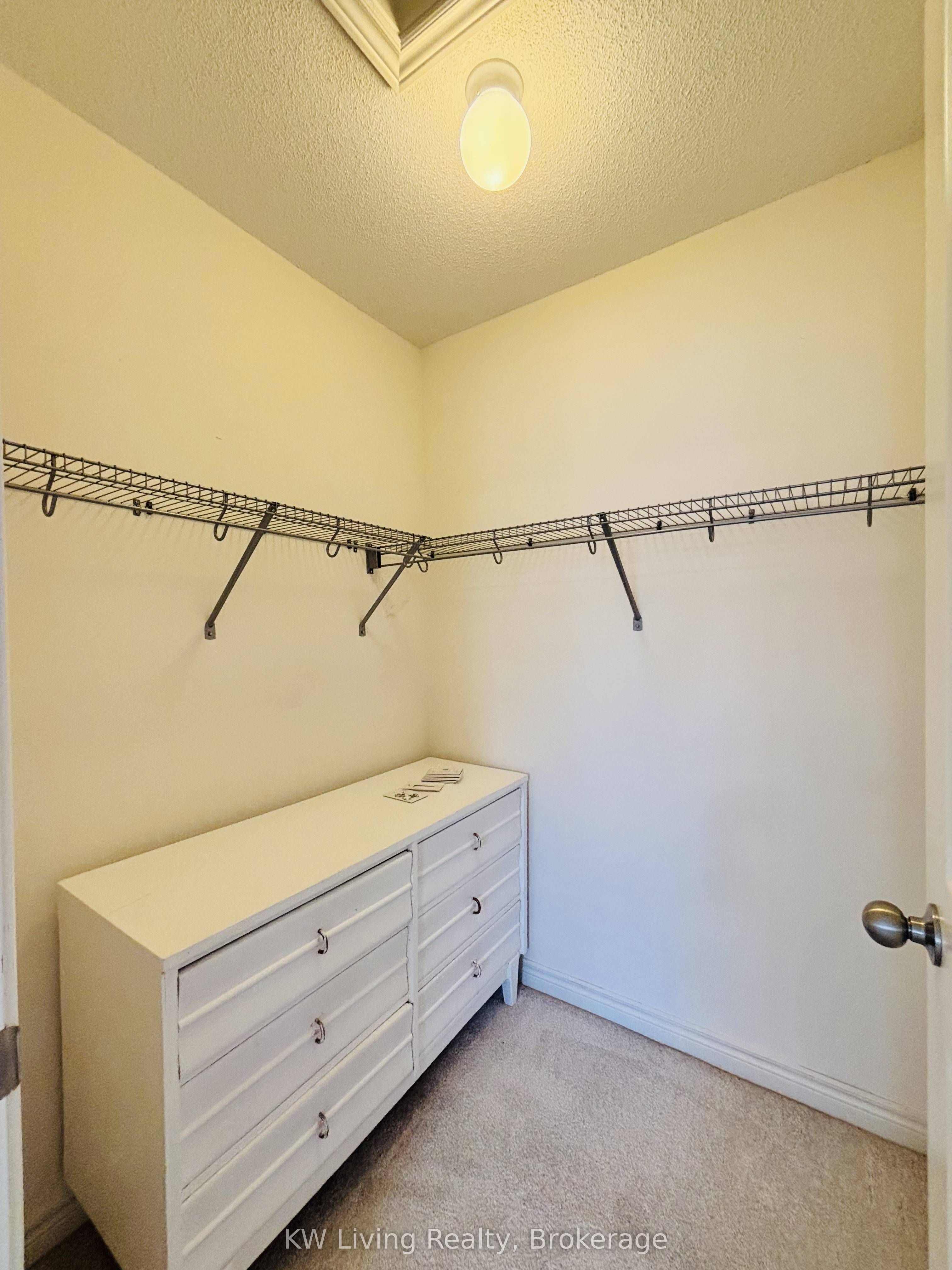 12 Rangemore Road Property Photo 14