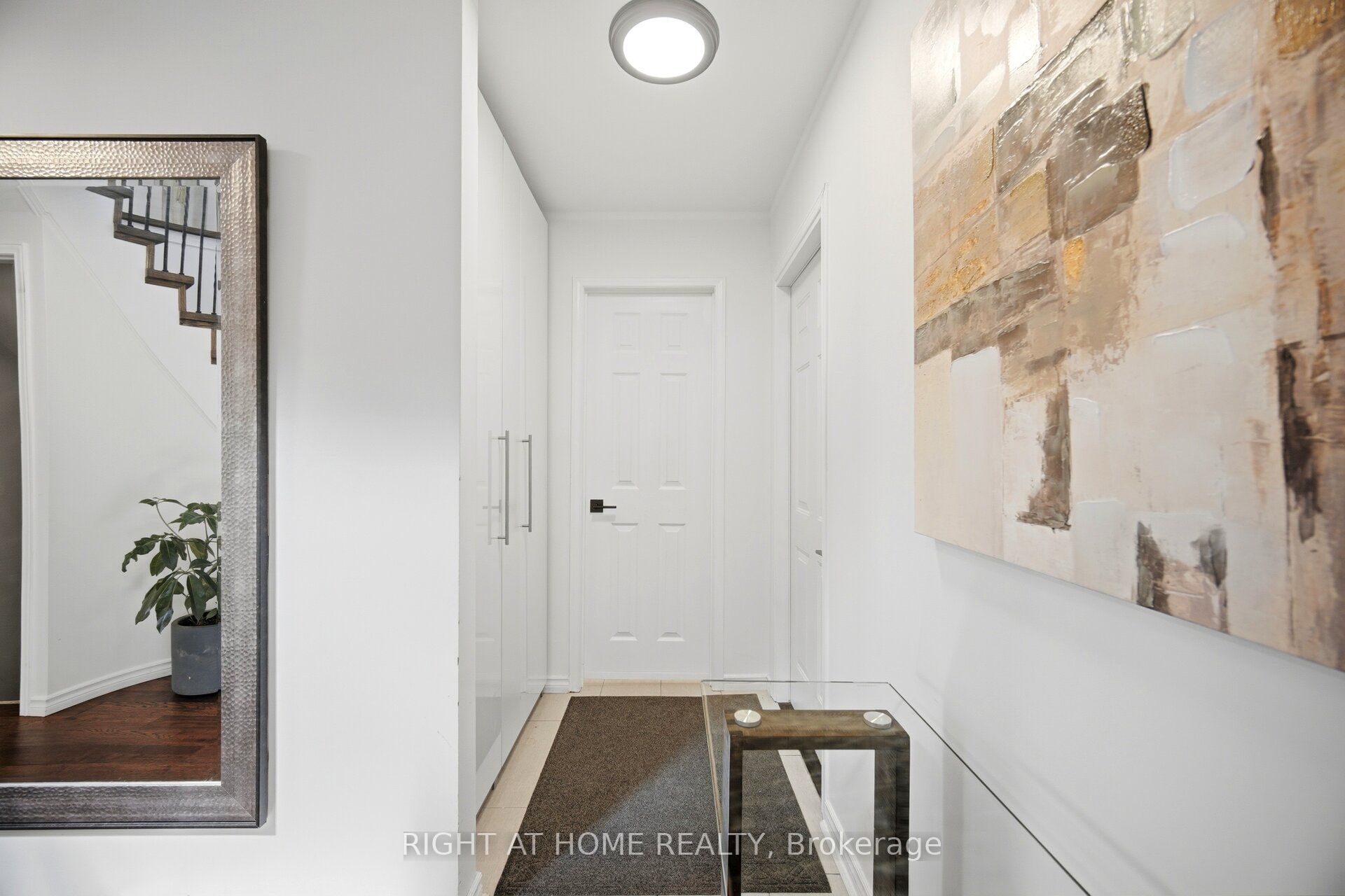 7013 Hickling Crescent Property Photo 16