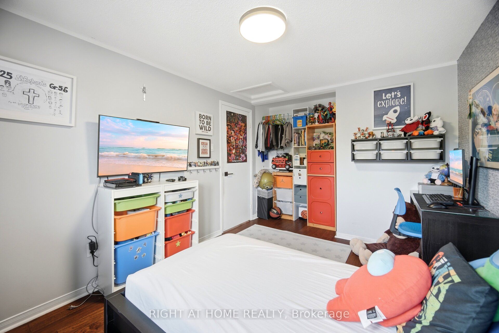7013 Hickling Crescent Property Photo 26