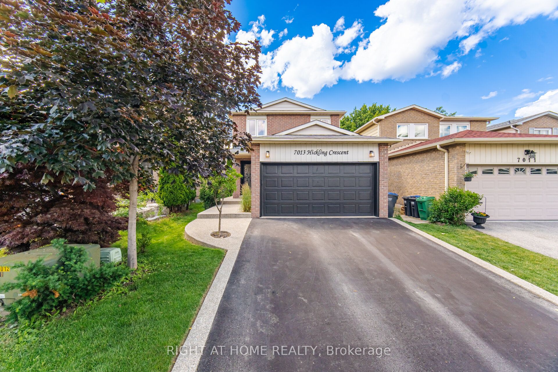 7013 Hickling Crescent Property Photo 49