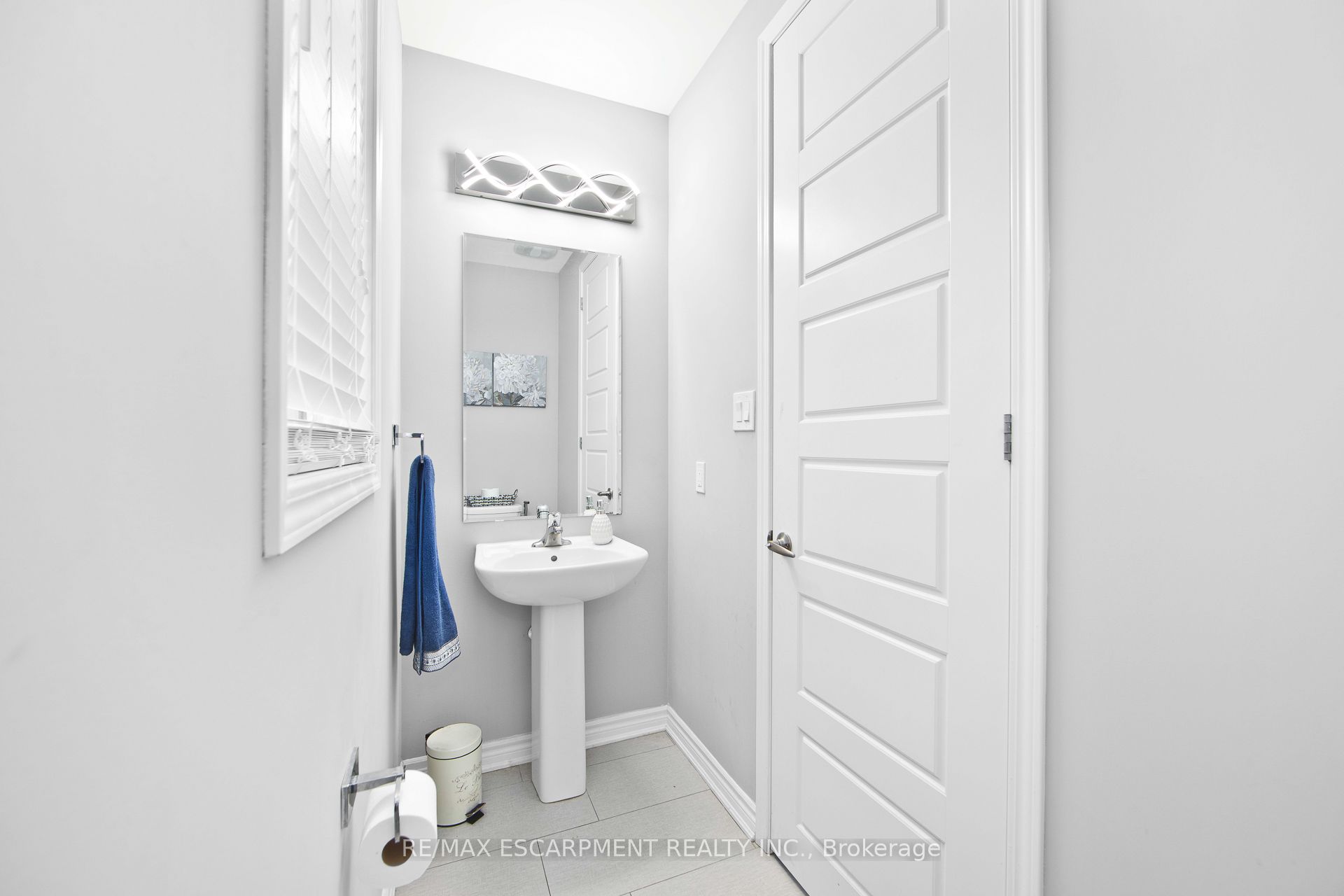 307 Hinton Terrace Property Photo 11
