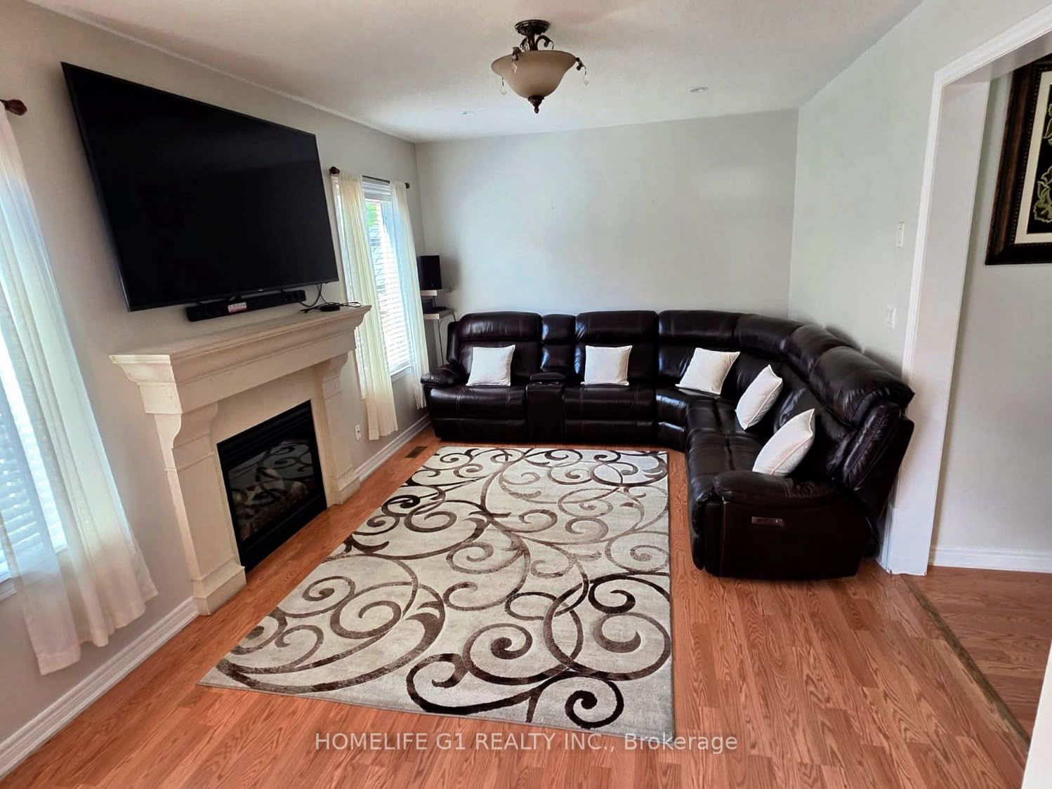 62 Dewside Drive E Property Photo 7