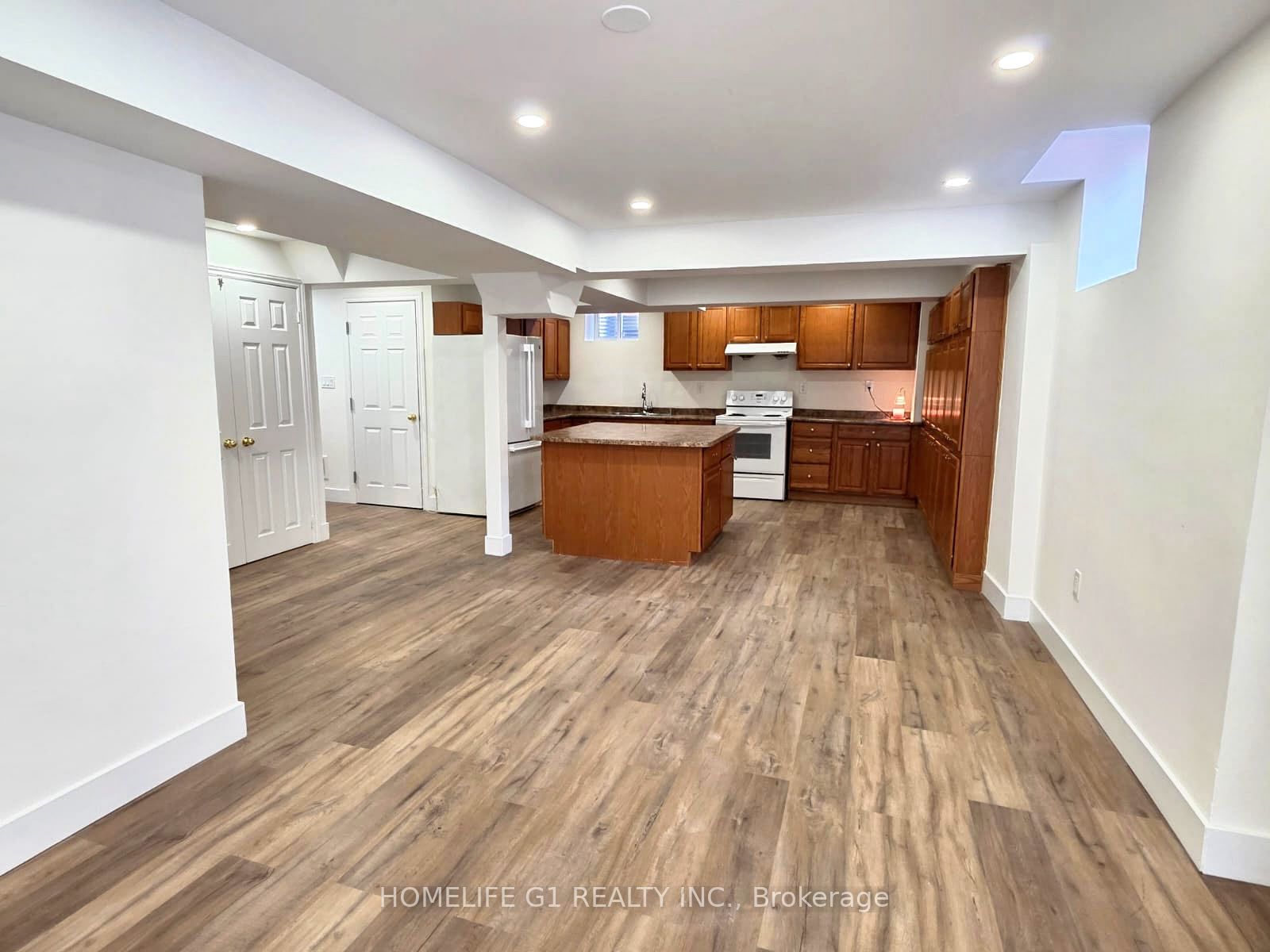 62 Dewside Drive E Property Photo 22