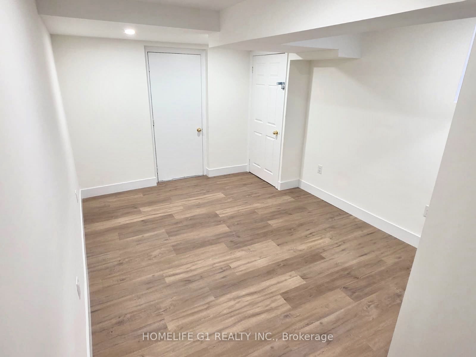 62 Dewside Drive E Property Photo 25