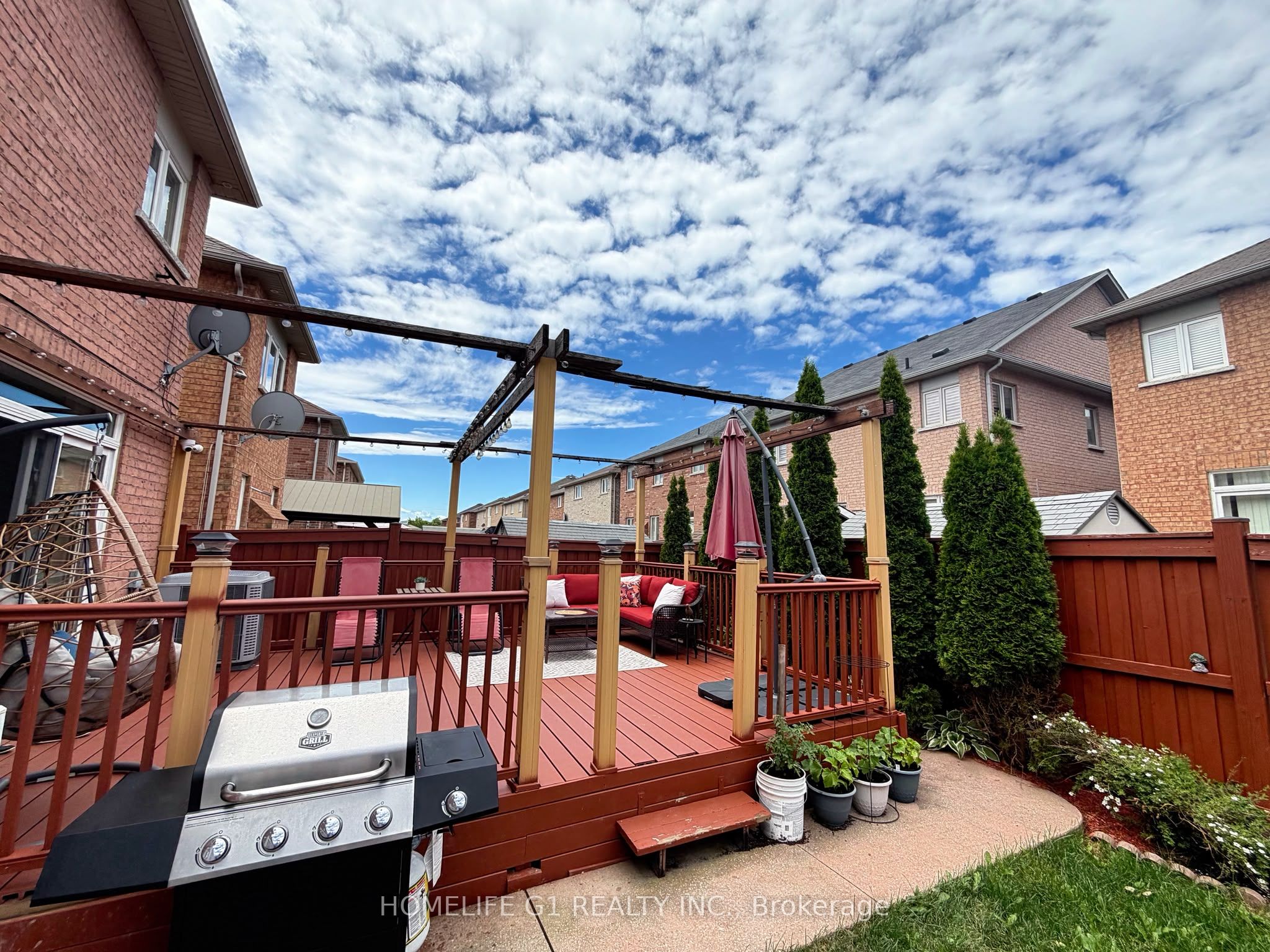 62 Dewside Drive E Property Photo 28