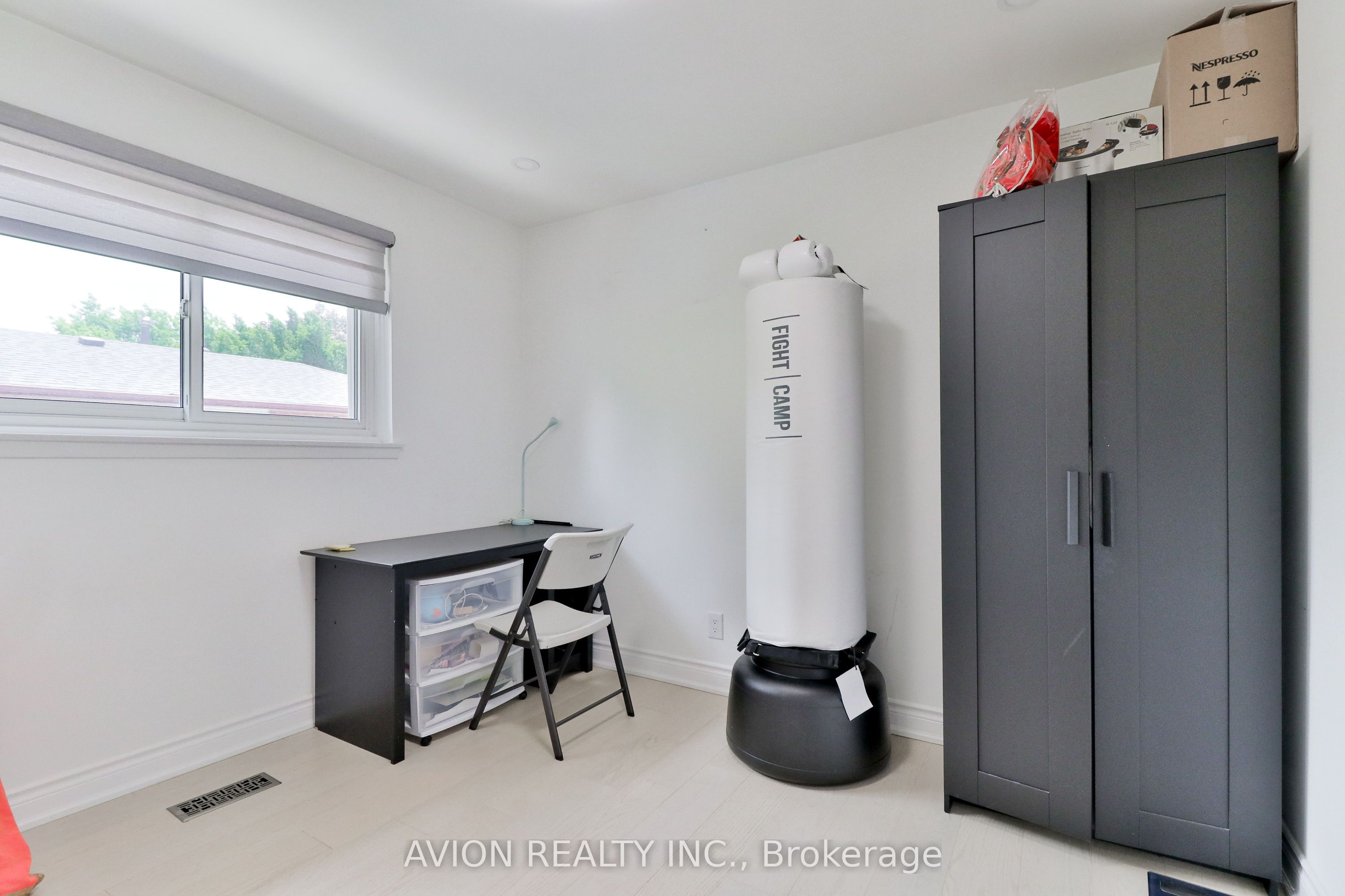 128 Rutherford Road N Property Photo 22