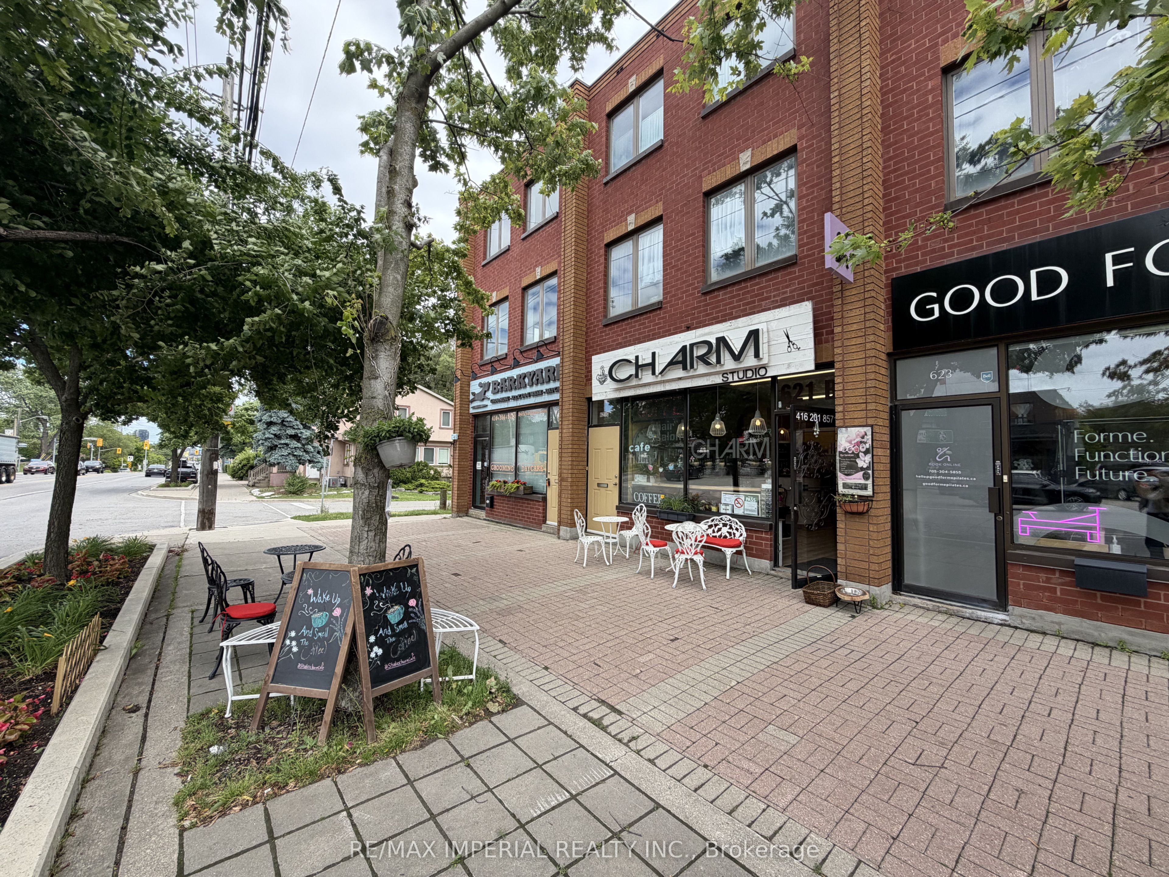 621b&c The Queensway Property Photo 1