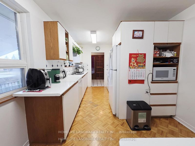 7 Burtonwood Crescent Property Photo 6