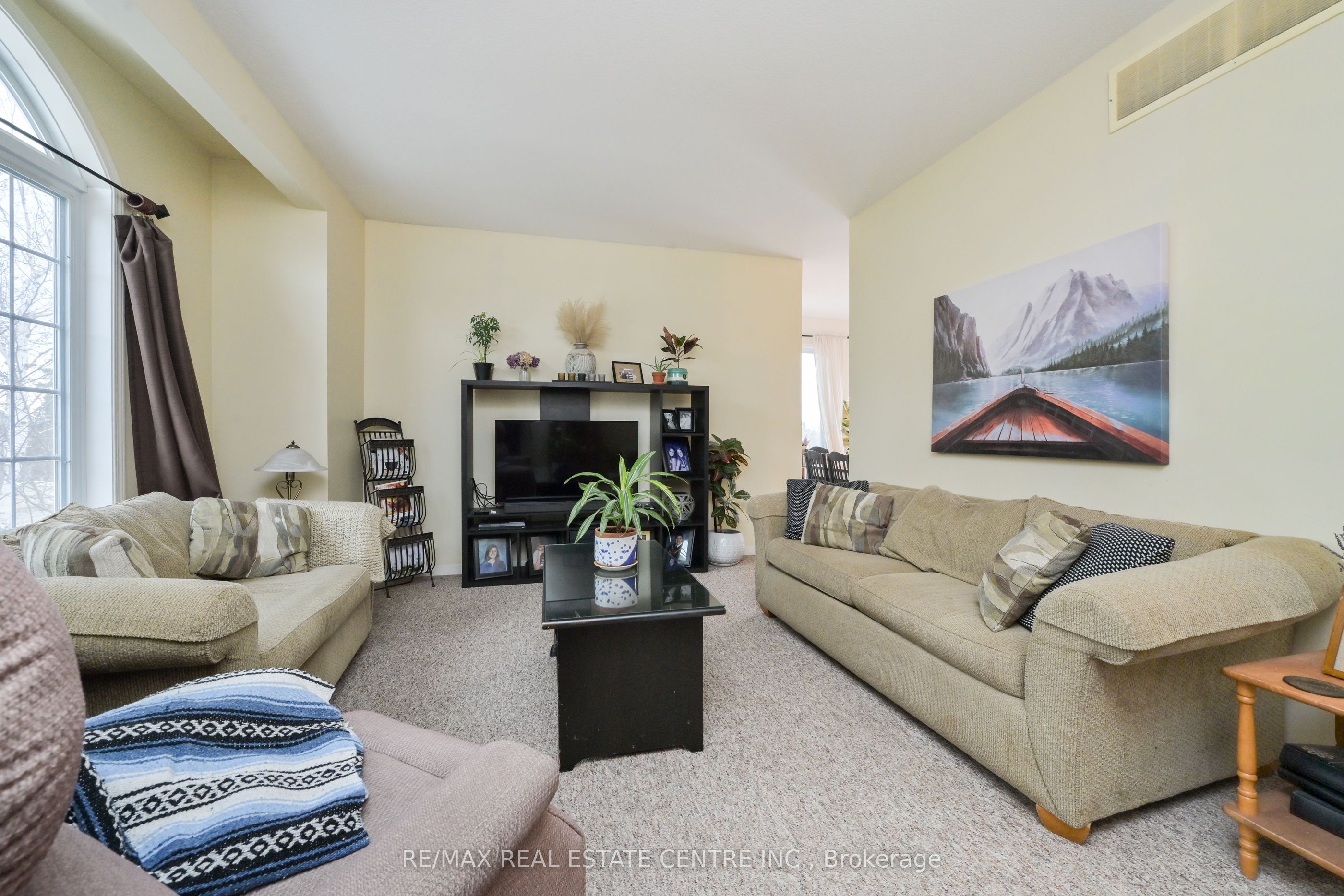 300 A Broadway Property Photo 5