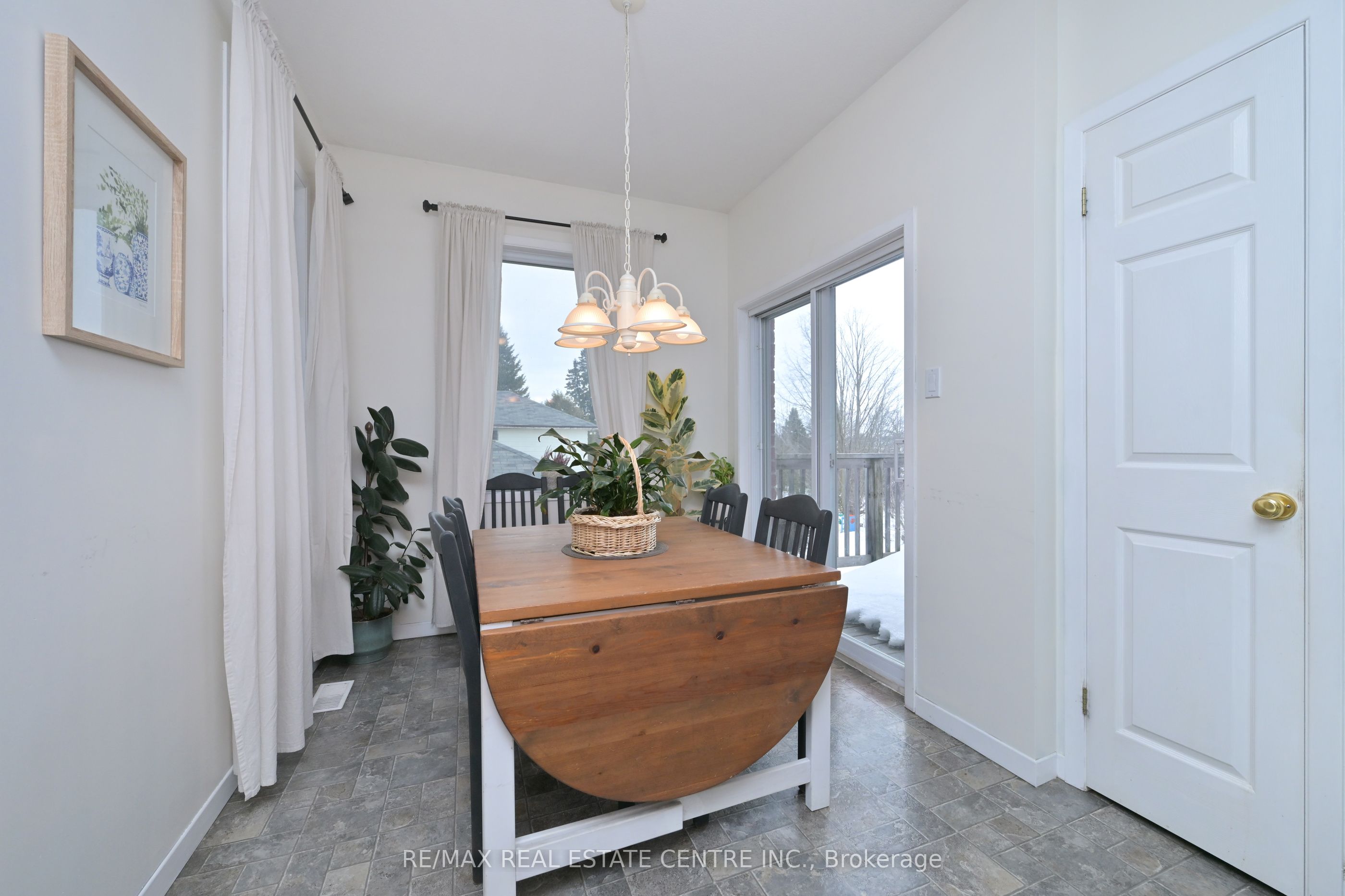 300 A Broadway Property Photo 8