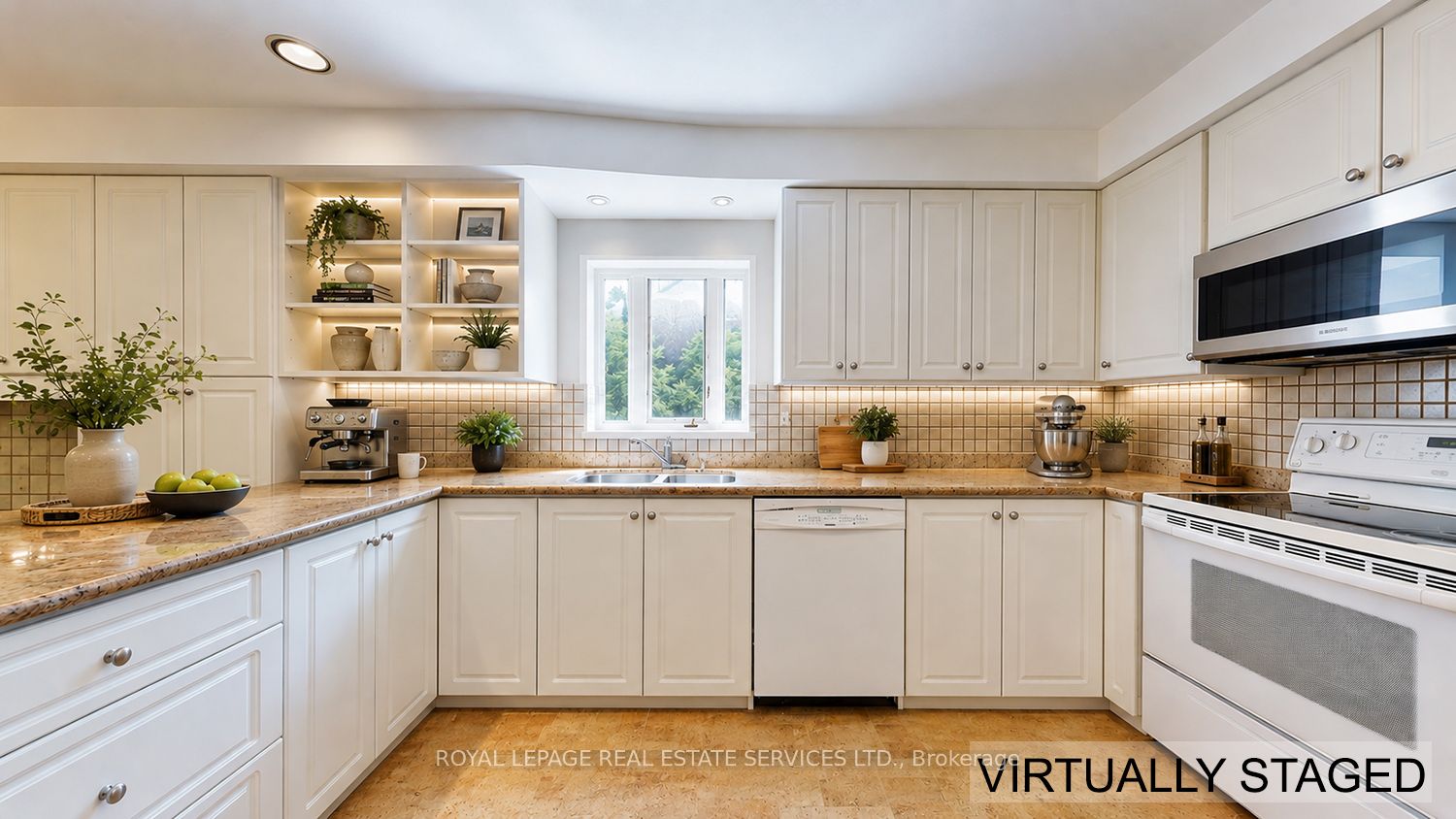 31 Burnhamthorpe Park Boulevard Property Photo 15