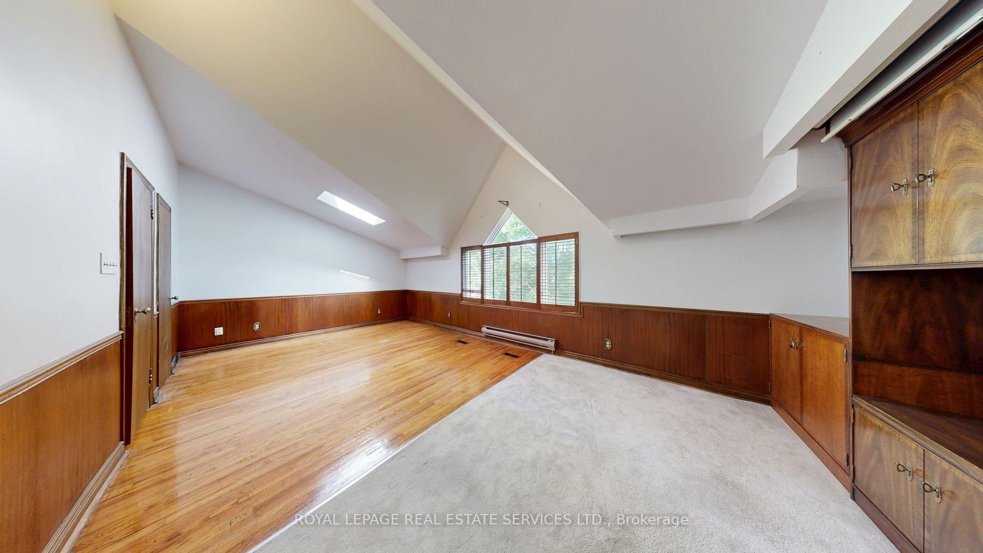 31 Burnhamthorpe Park Boulevard Property Photo 27