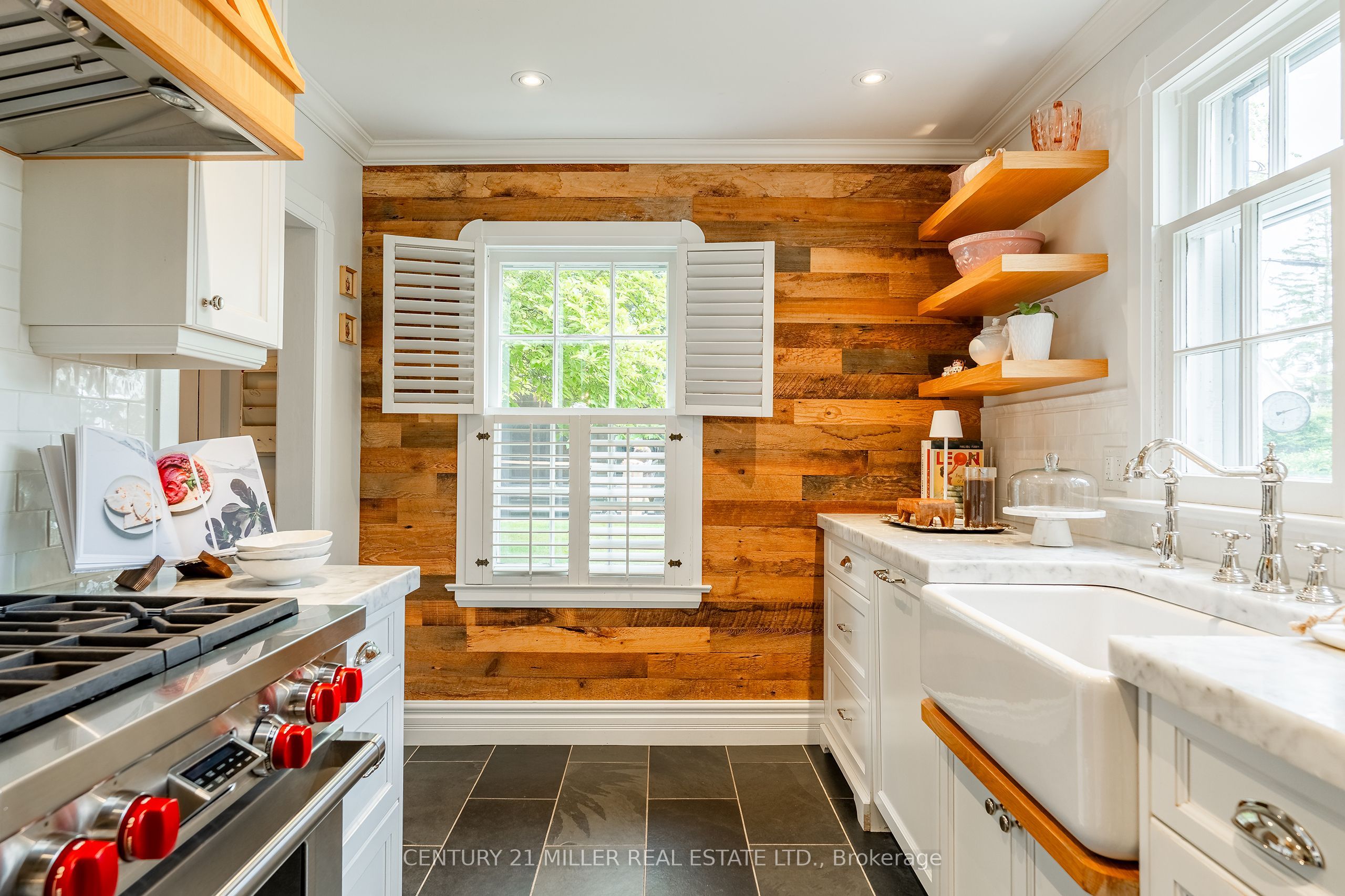 32 Park Avenue Property Photo 17