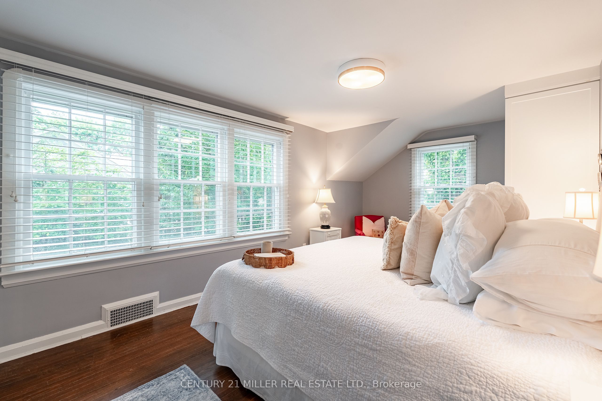 32 Park Avenue Property Photo 22