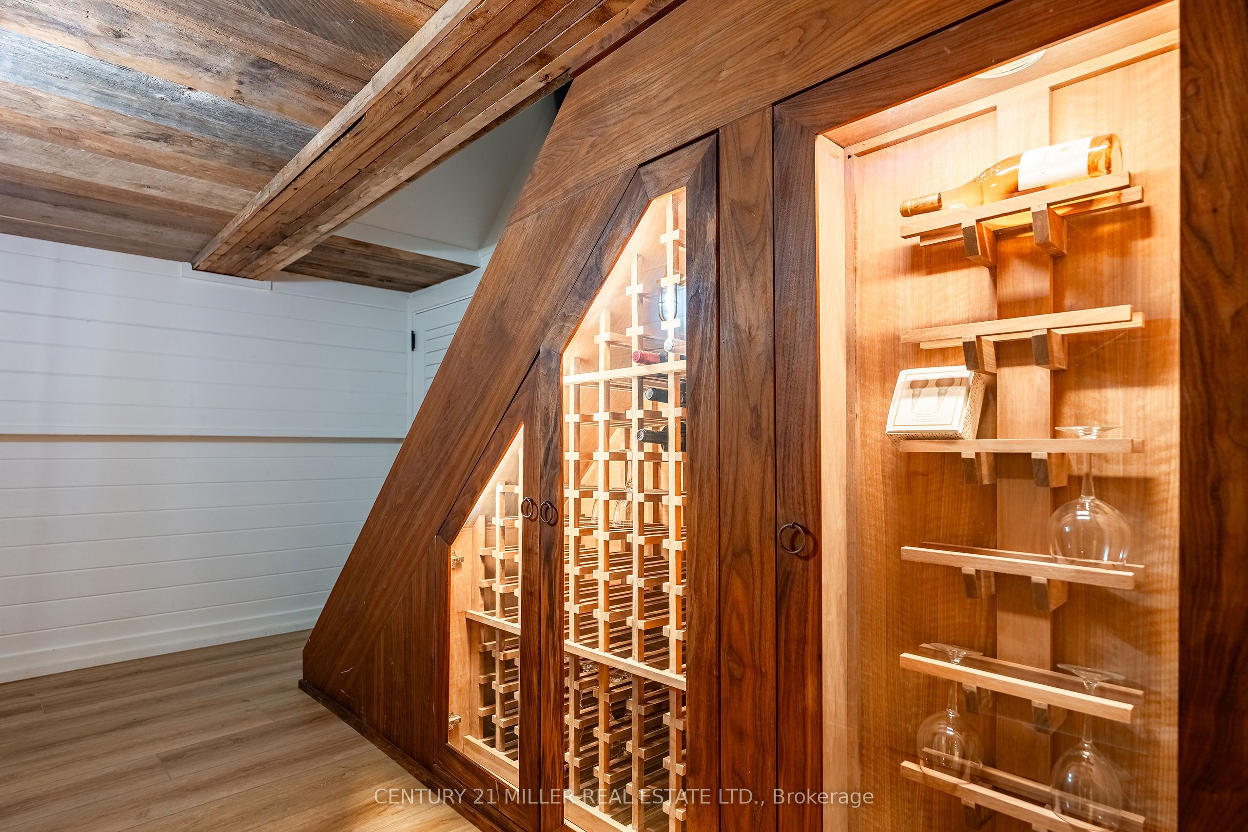 32 Park Avenue Property Photo 28