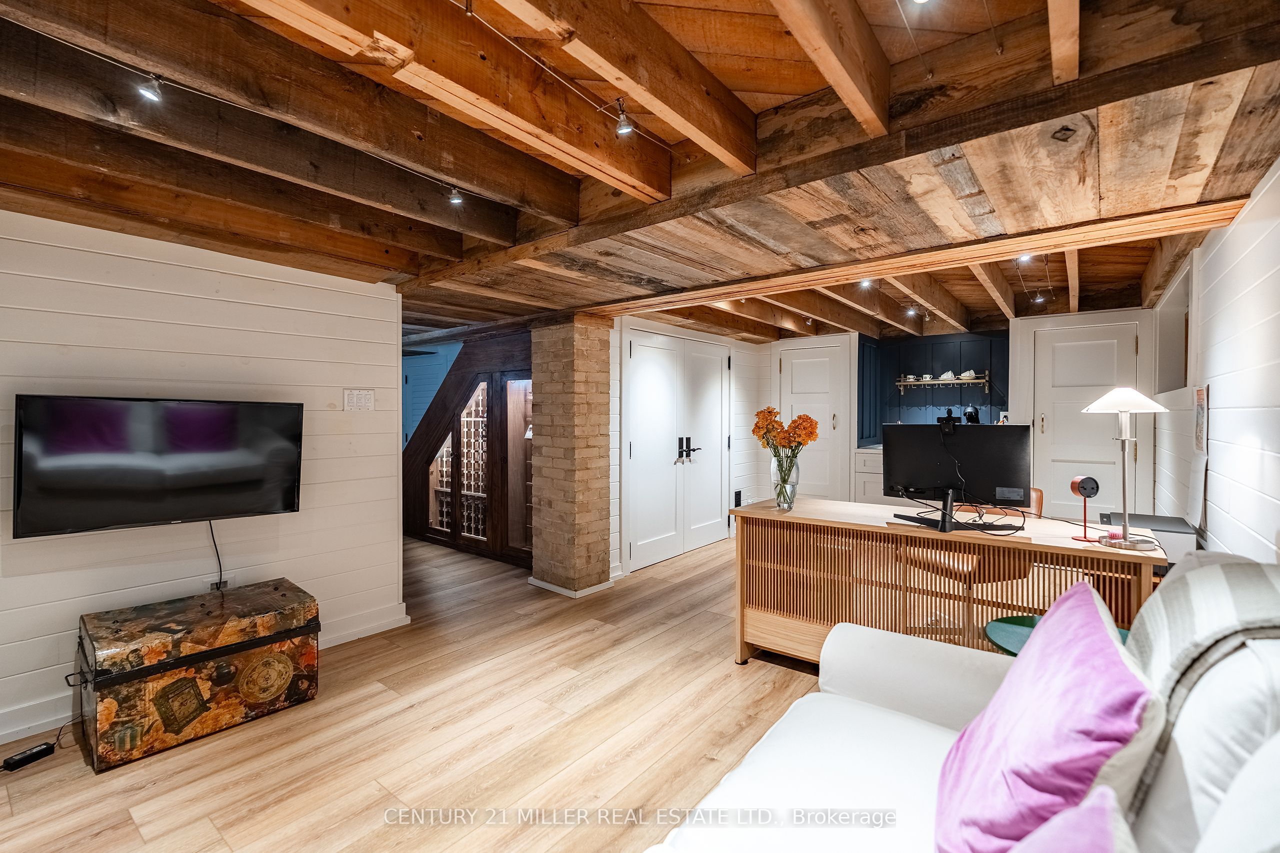 32 Park Avenue Property Photo 30