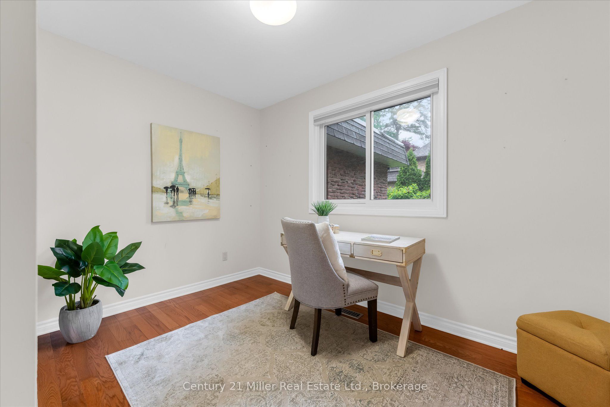 1482 Caulder Drive Property Photo 8