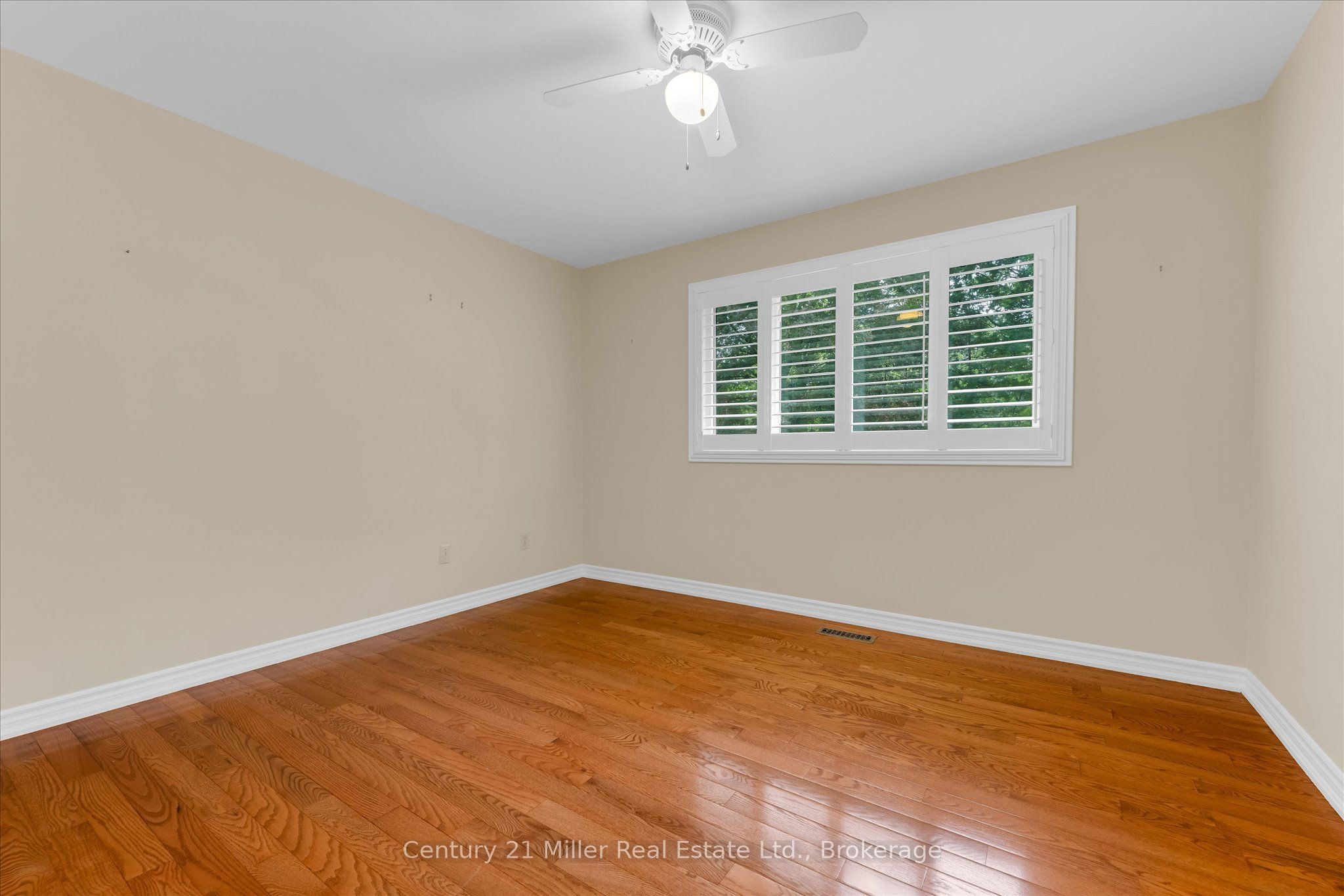 1482 Caulder Drive Property Photo 27