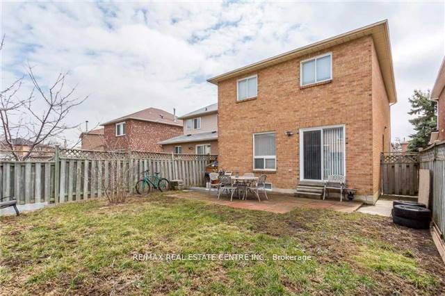 22 Matterdale Avenue Bsmt Property Photo 2