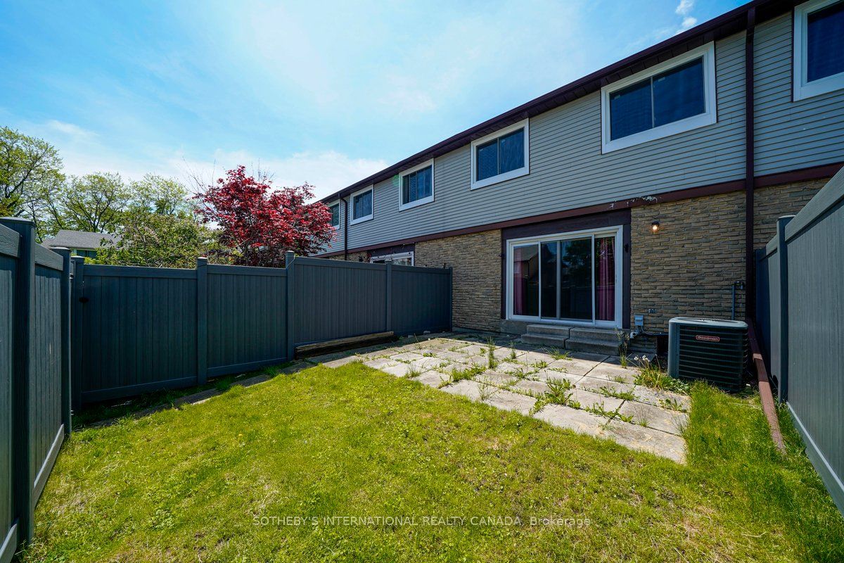 120 Falconer Drive 34 Property Photo 18