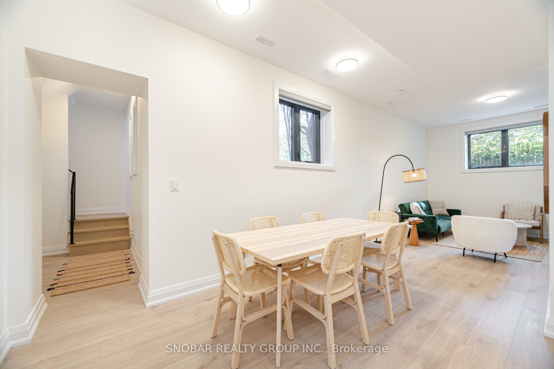 720 Hillman Crescent Property Photo 30