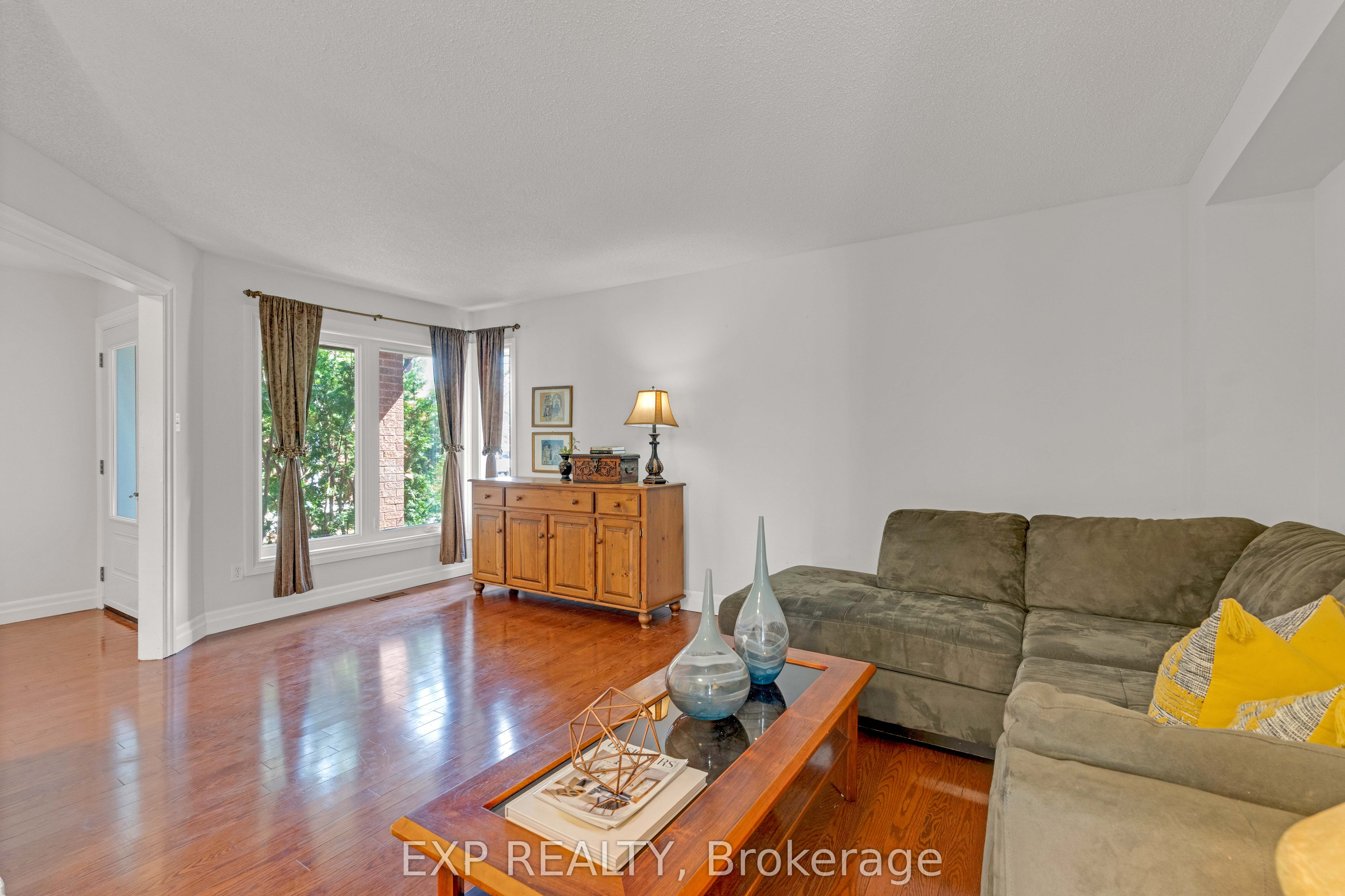 1471 Pickwick Drive Property Photo 7