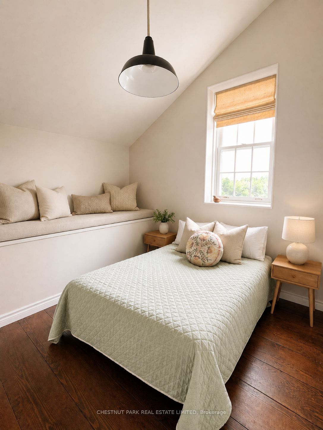 6115 Guelph Line Property Photo 16