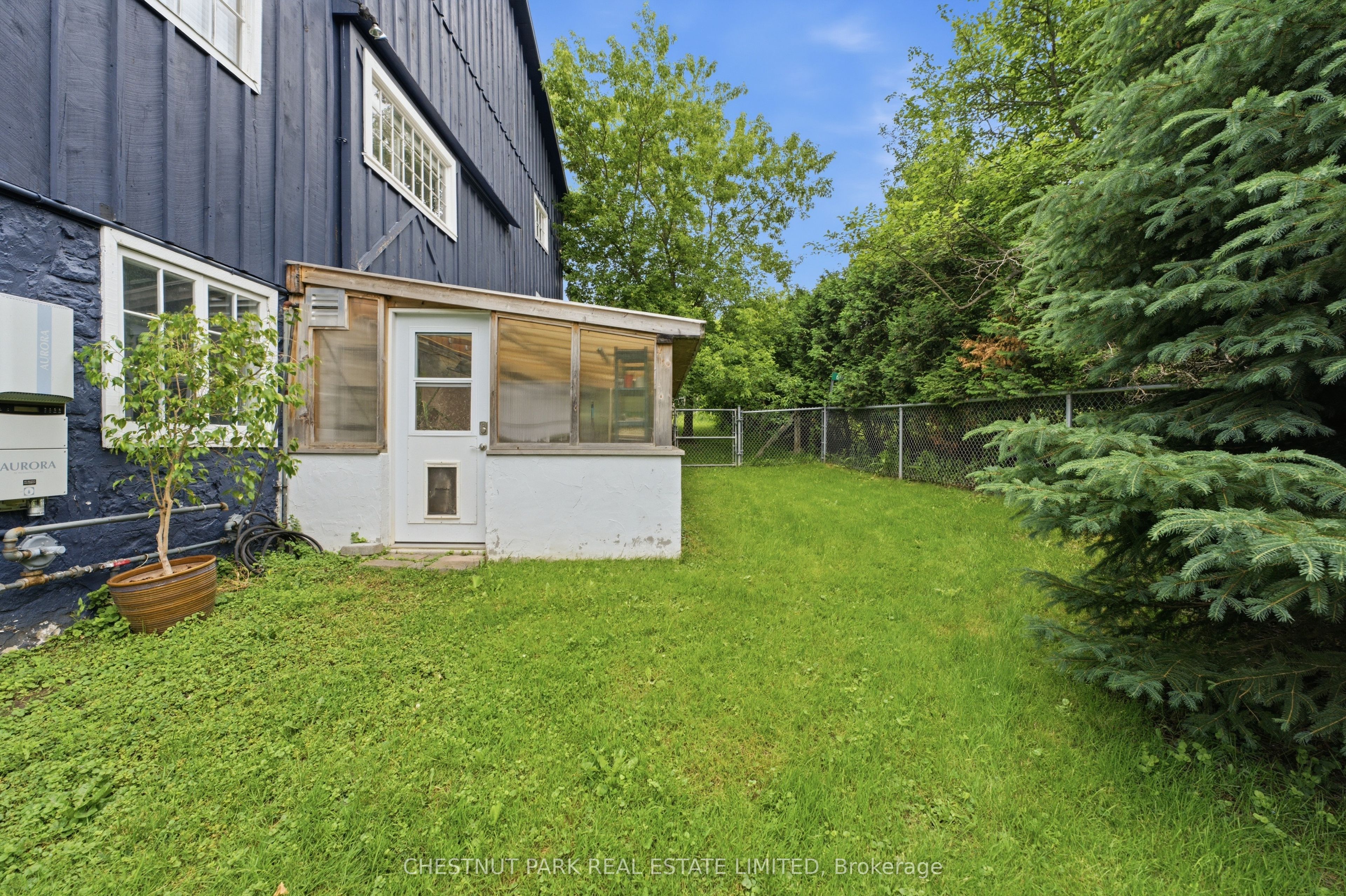 6115 Guelph Line Property Photo 32