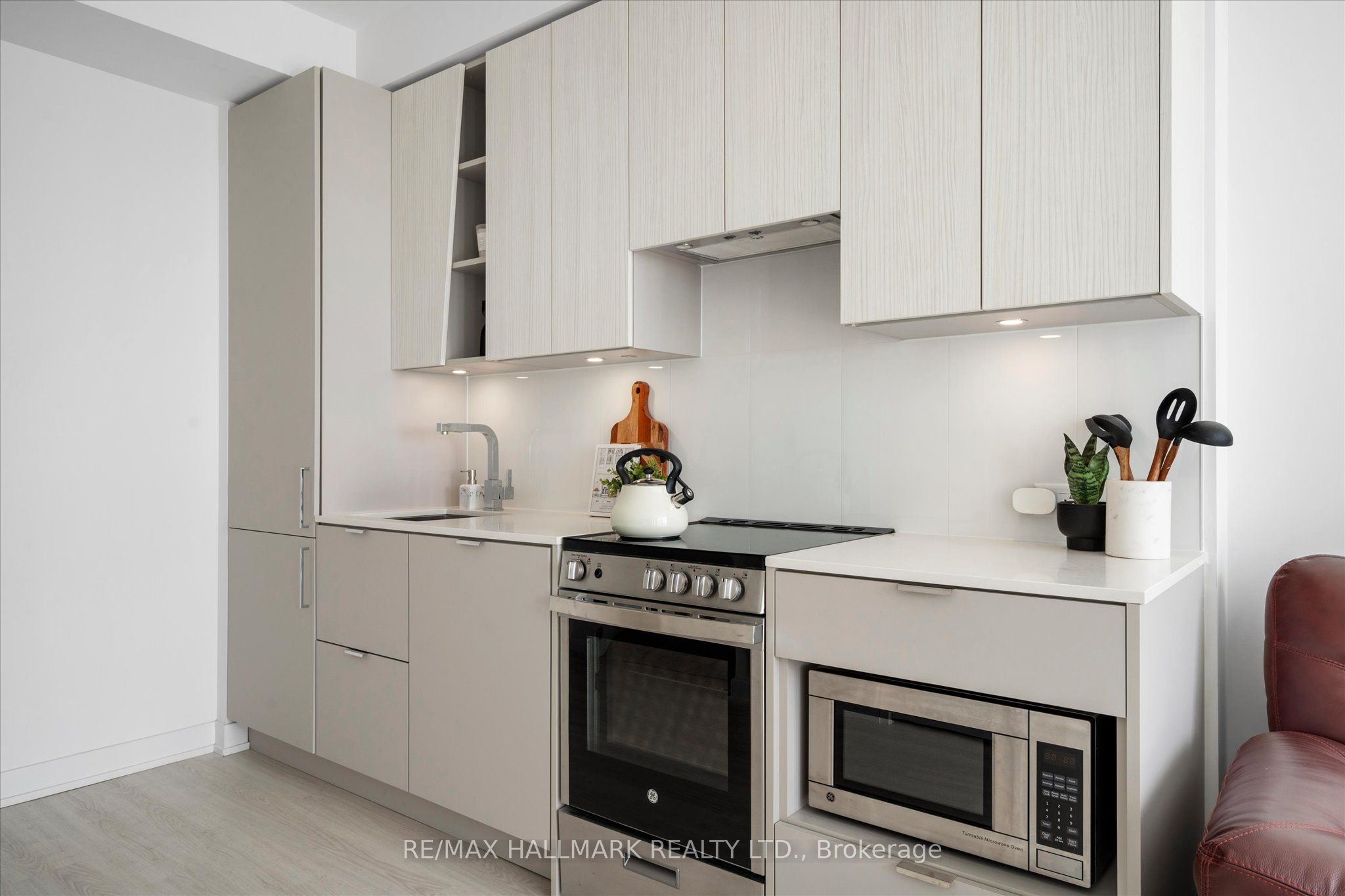 3883 Quartz Road 1405 Property Photo 17