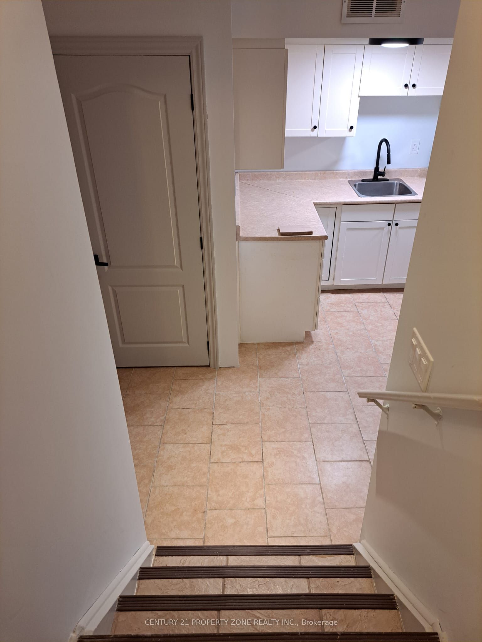 3281 Sunlight Street Property Photo 2