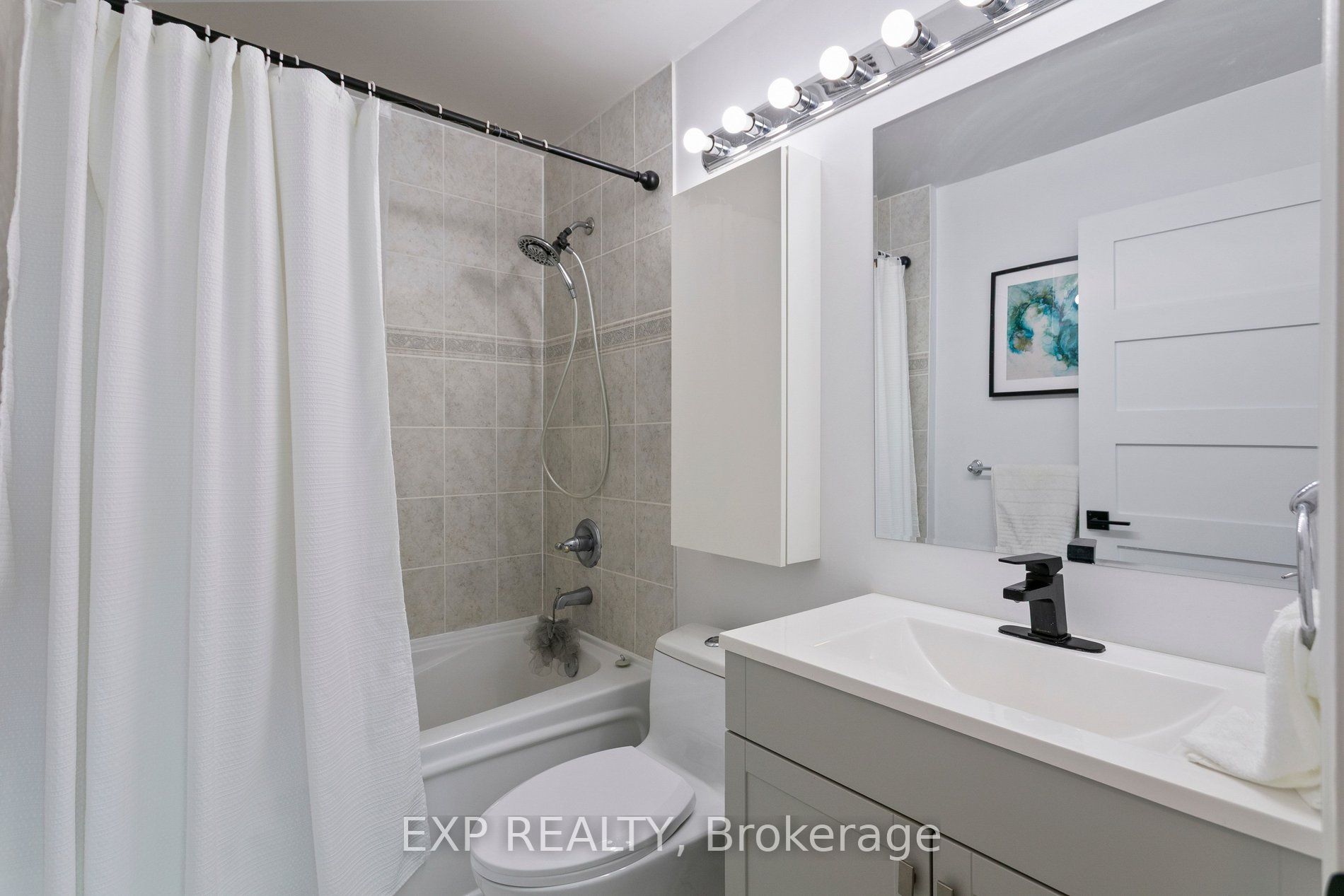 1359 Rathburn Road E 1406 Property Photo 19